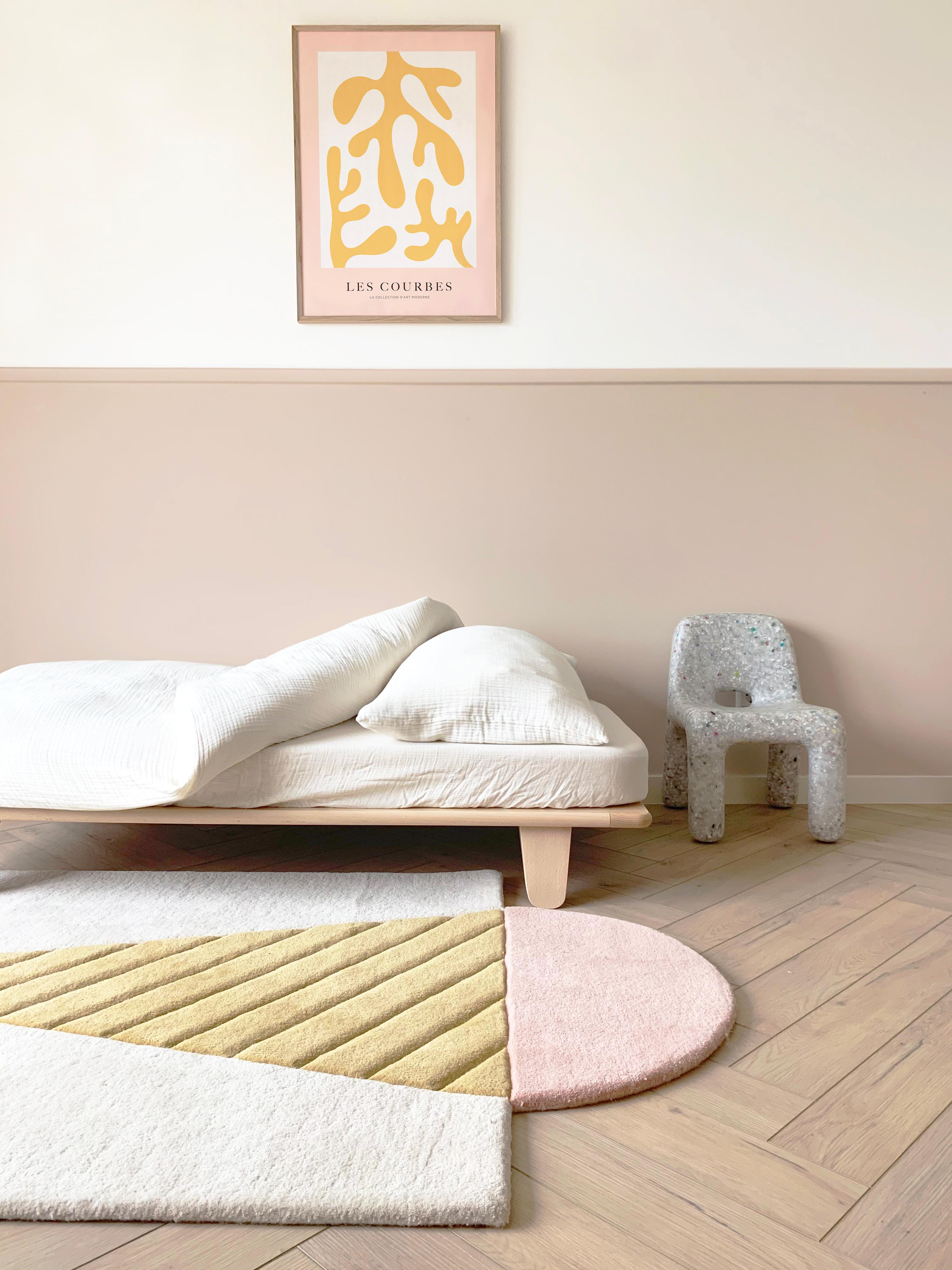 The Ice Cream Rug is a fun and sophisticated rug that fits any children's room. This cute kids rug is hand-tufted from 100% pure new wool with a cotton backing. Besides the rug is finished with low and high piles and carved elements to give a subtle