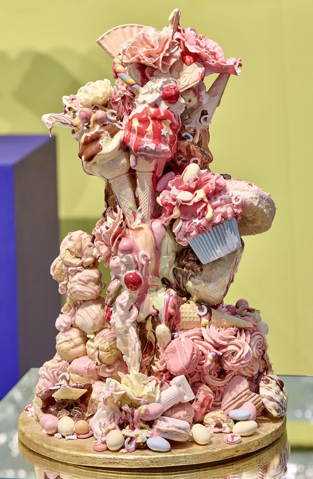 Britannique Ice Creams Sculpture en céramique d'Anna Barlow British Contemporary Unique en vente
