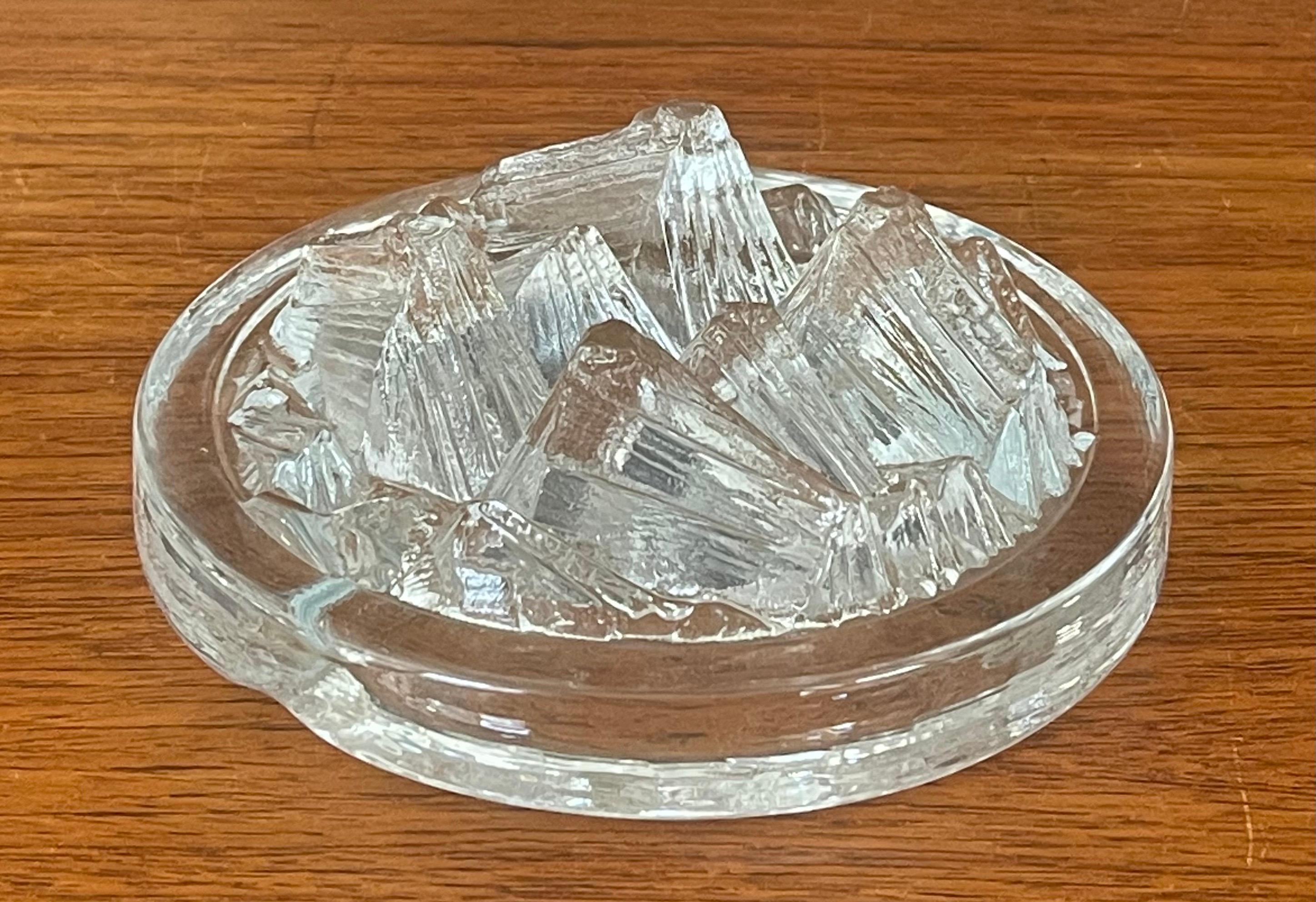 Hand-Crafted Ice Crystal Cigar Ashtray For Sale