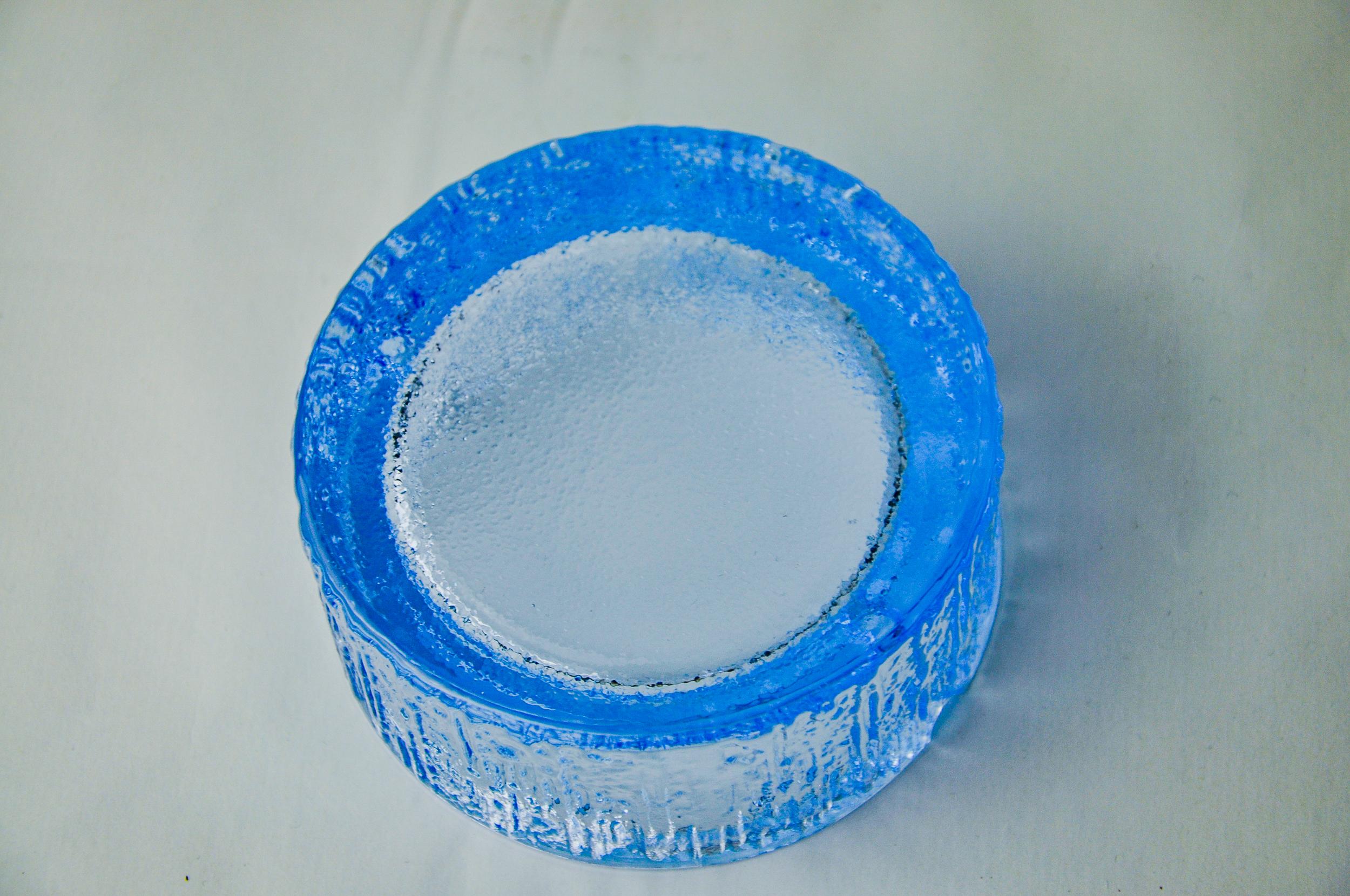Late 20th Century Ice cube ashtray by Antonio Imperatore, blue murano glass, Italy, 1970 For Sale