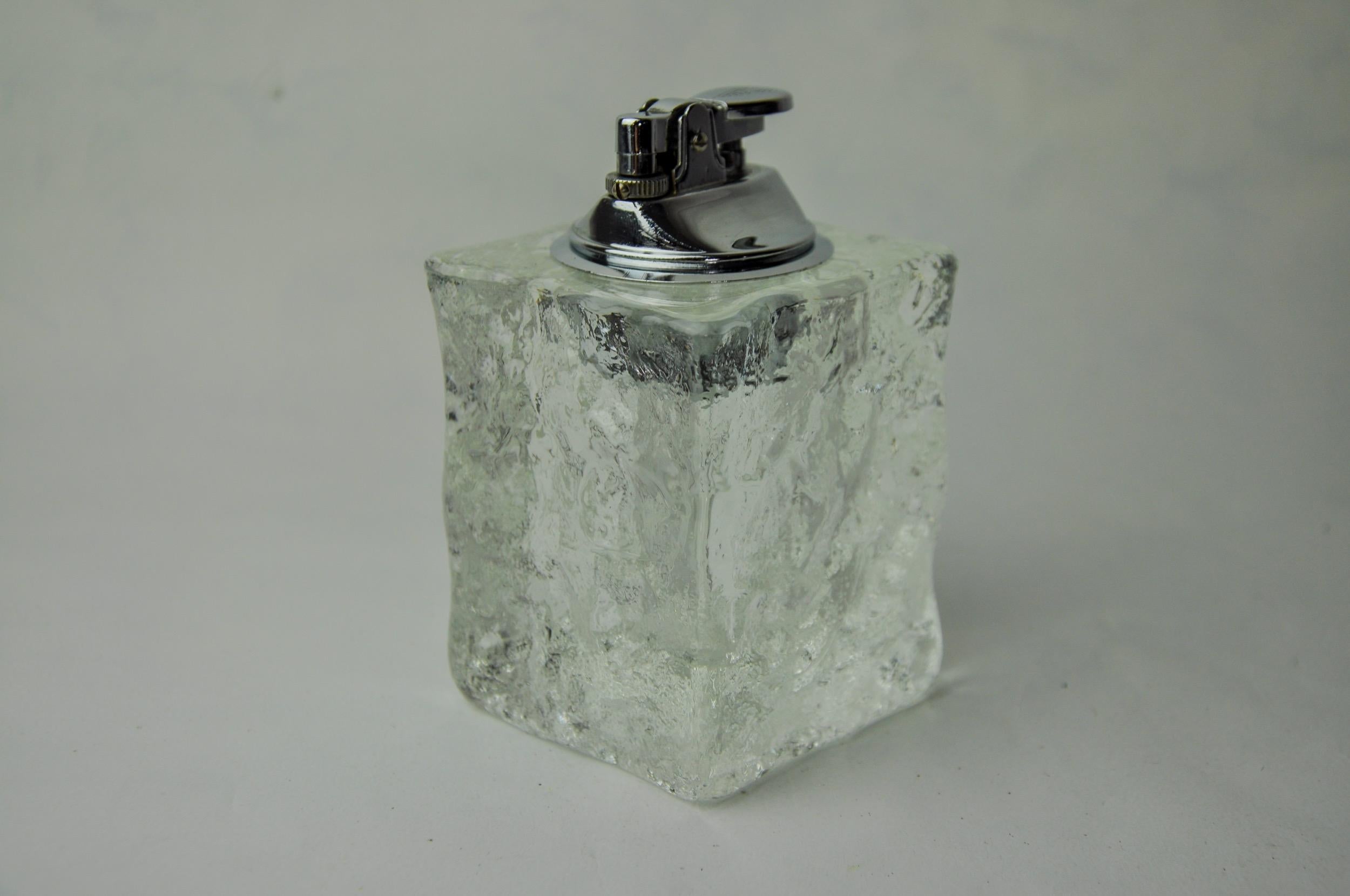 Hollywood Regency Ice cube lighter by Antonio Imperatore, frosted murano glass, Italy, 1970 For Sale