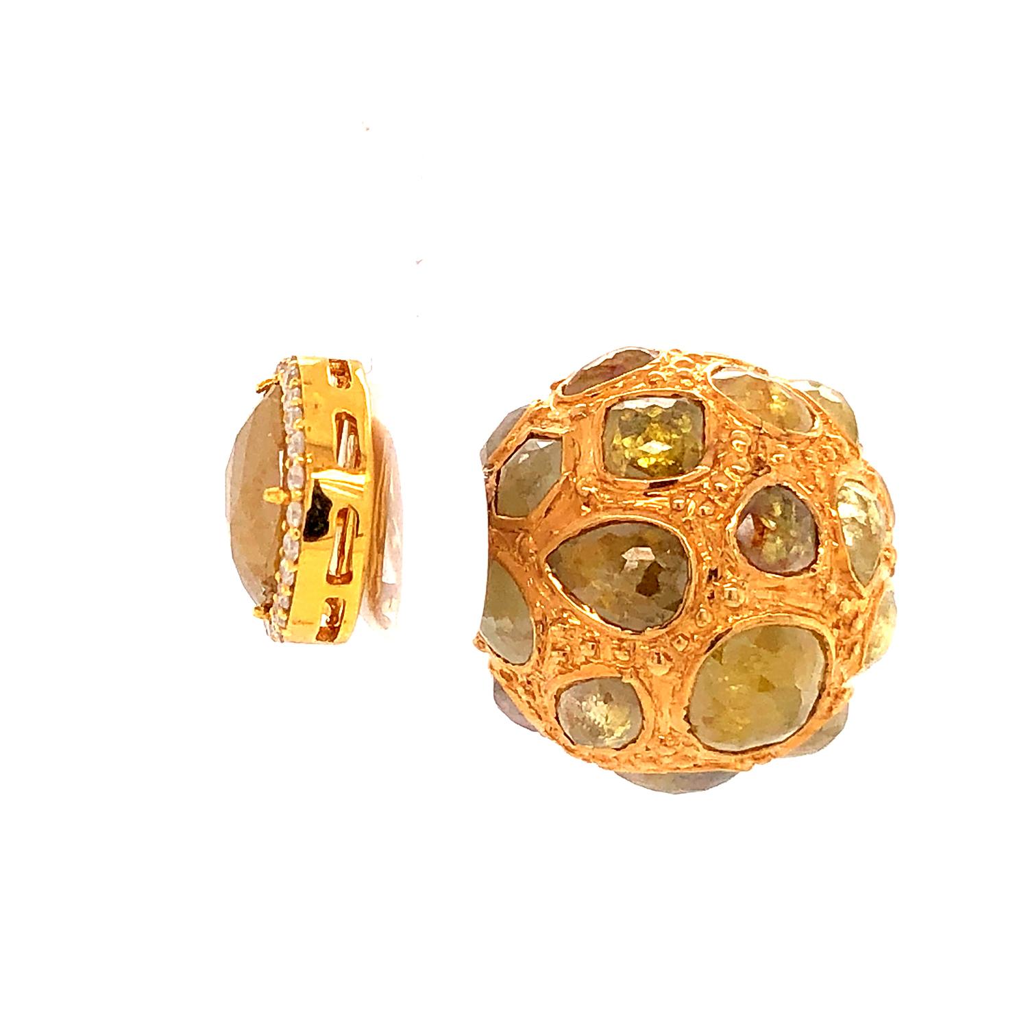 Eis-Diamant-Perlen-Ohrringe mit Pavé-Diamanten aus 18 Karat Gold Damen im Angebot