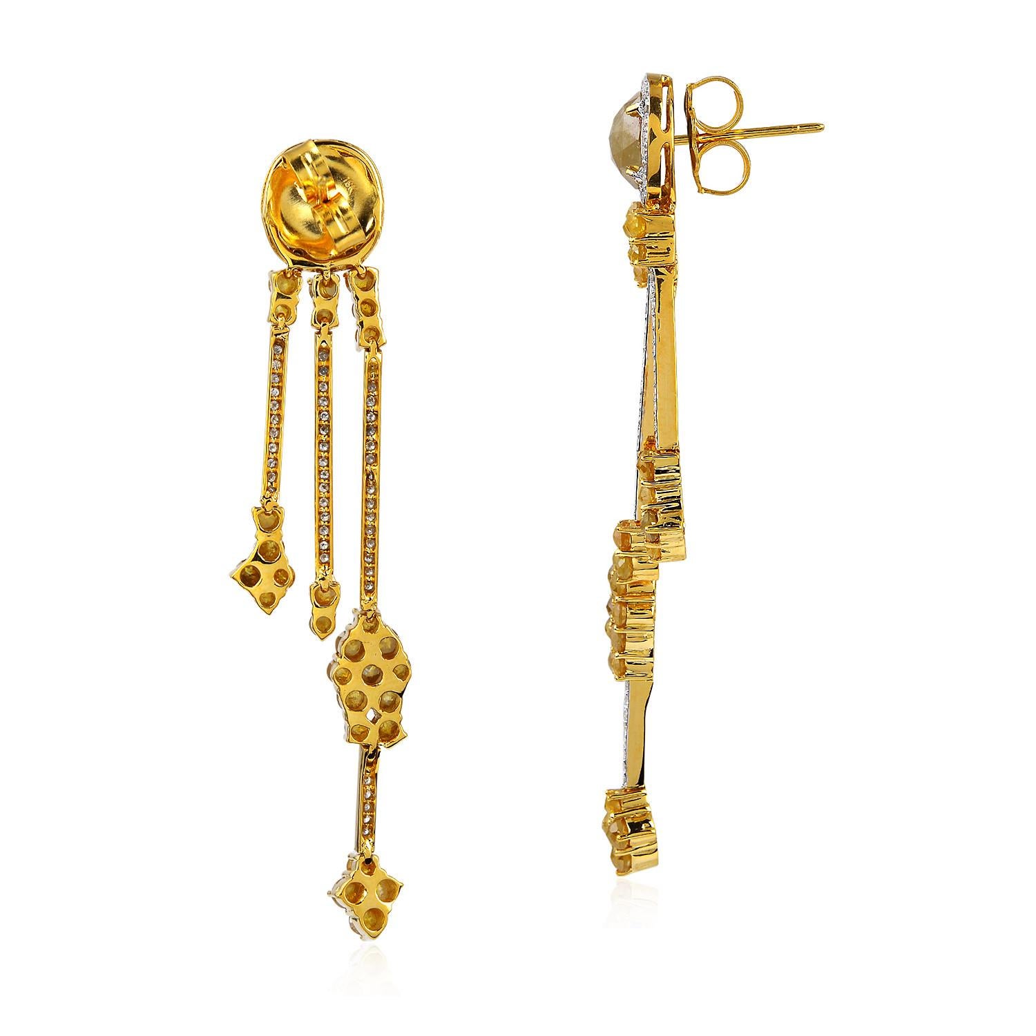 Artisan Boucles d'oreilles lustre glace en or jaune 18 carats en vente