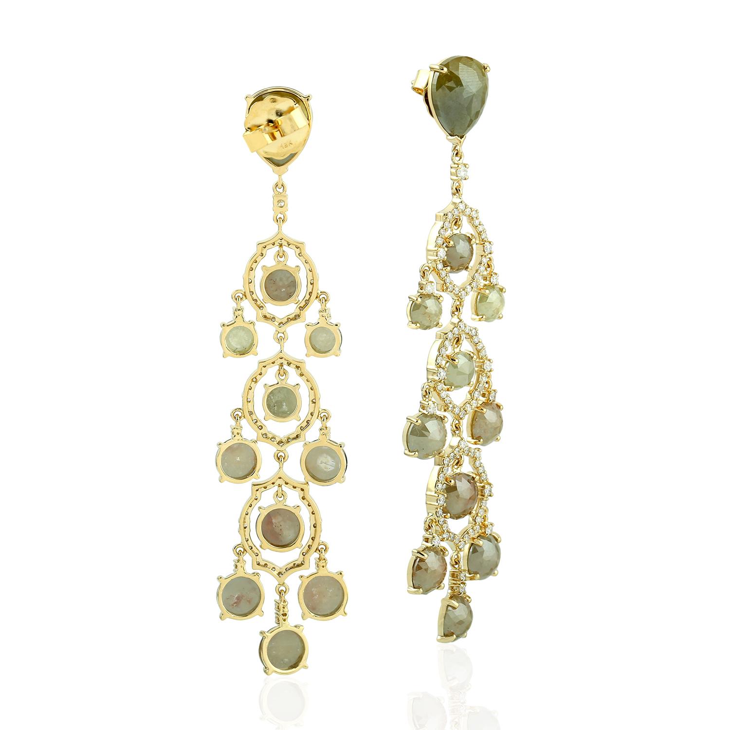 Artisan Ice Diamond Chandelier Earrings Made In 18k Yellow Gold For Sale