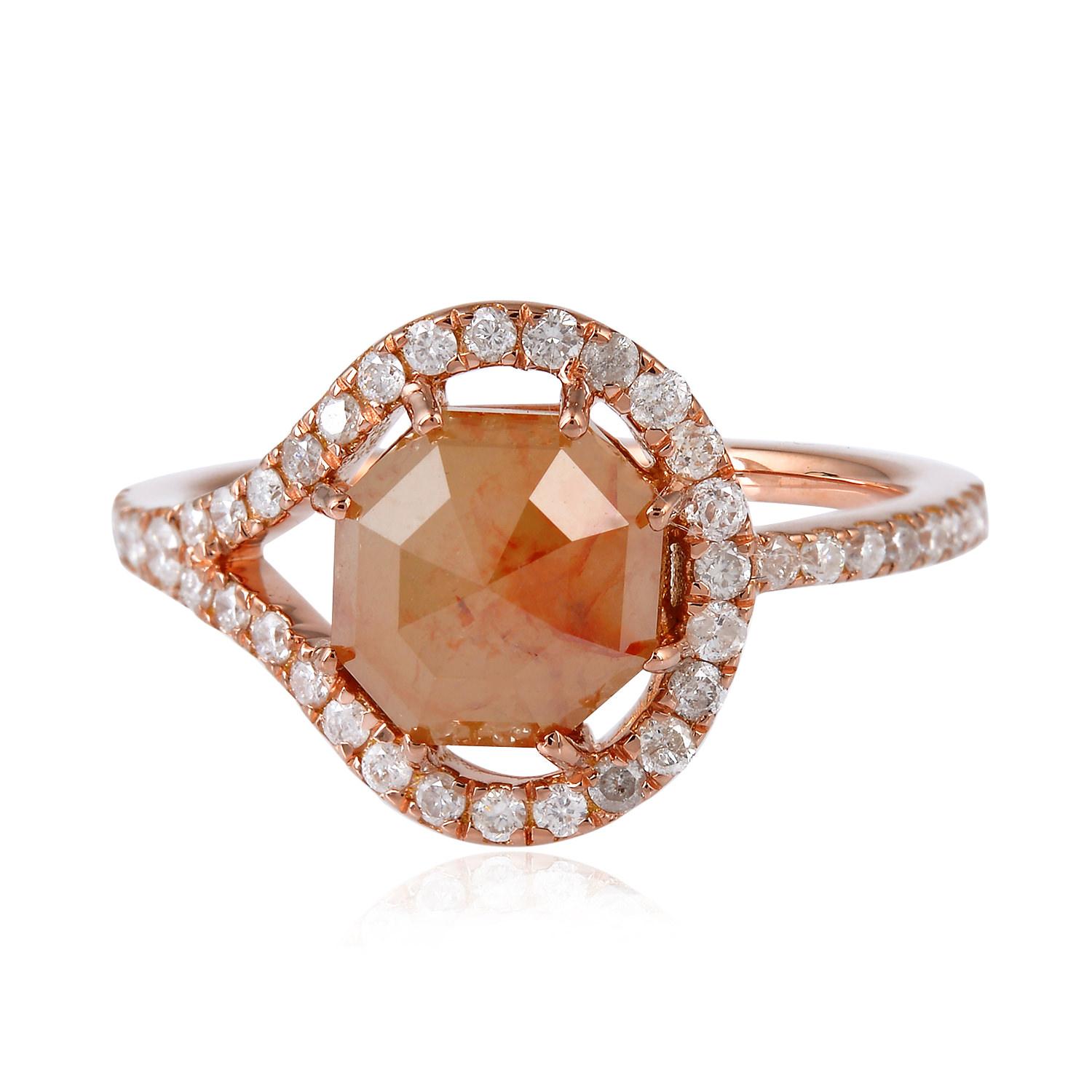 Ice Diamond Cocktail Ring Surrounded By Diamonds Made In 18k Rose Gold In New Condition For Sale In New York, NY