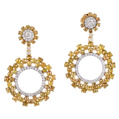 Boucles d'oreilles pendantes en or 18 carats avec diamants pavés en forme de cercle