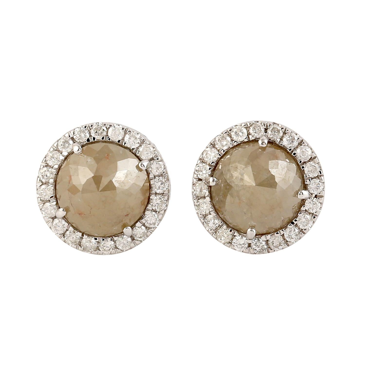 Orecchini con diamante Ice Minimal in oro bianco 18 carati In condizioni Nuovo in vendita a New York, NY