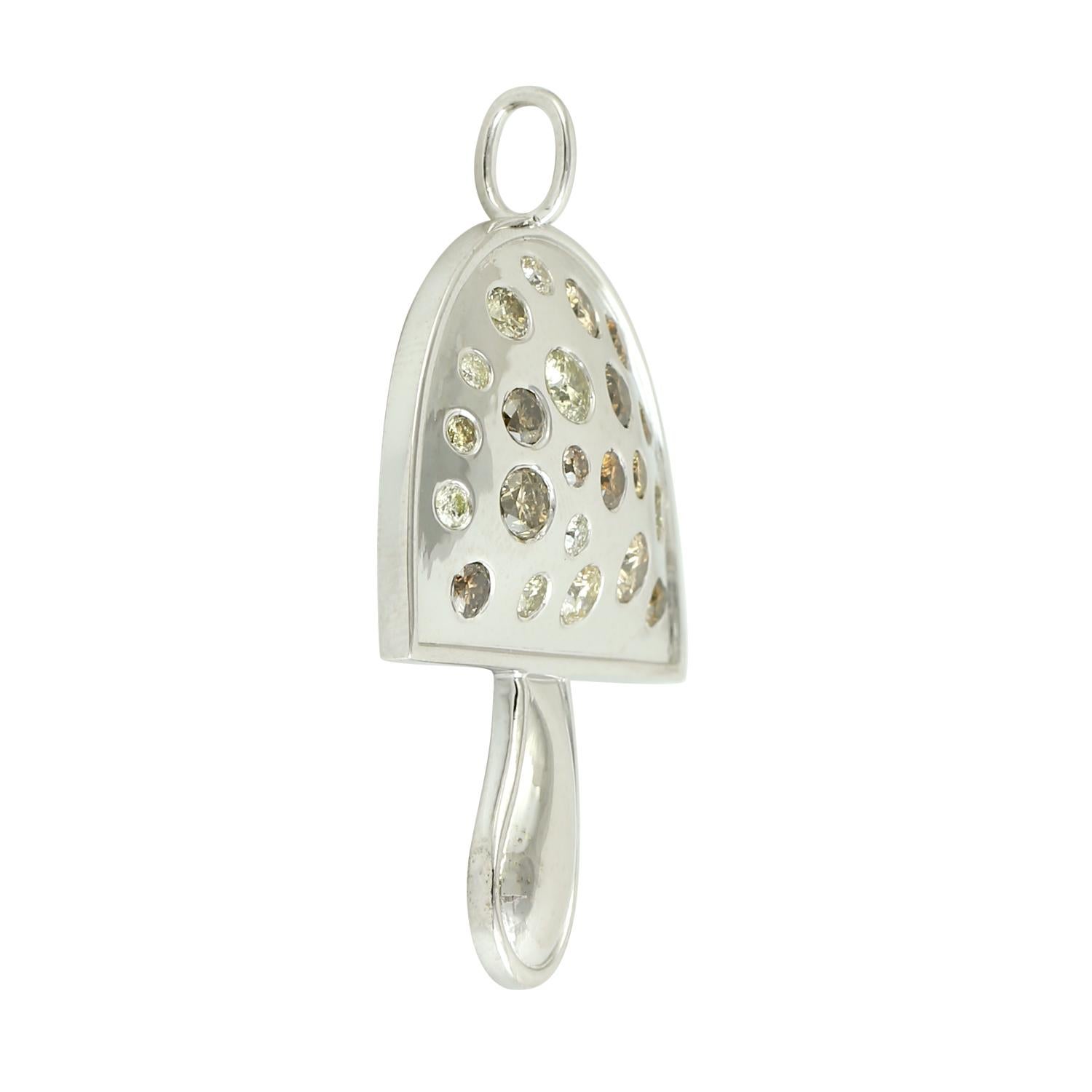 Taglio misto Ciondolo a forma di fungo con diamante di ghiaccio in oro giallo 14k in vendita