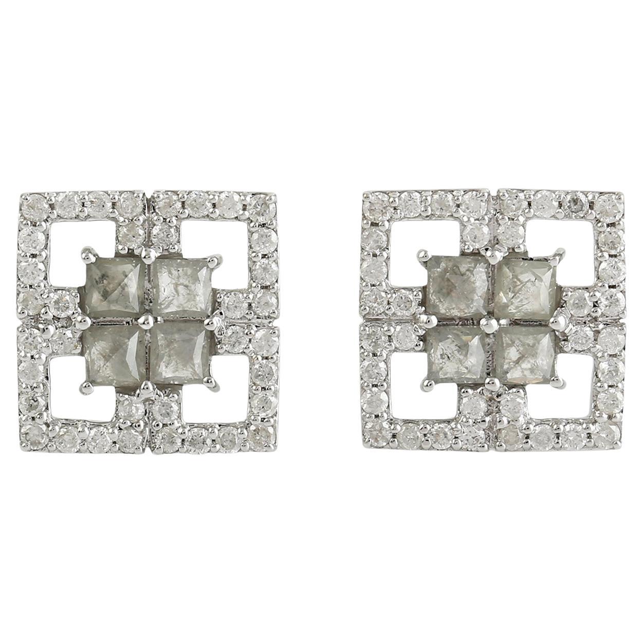 Borchie con diamanti Ice Accentate con diamanti Pave in oro bianco 18 carati