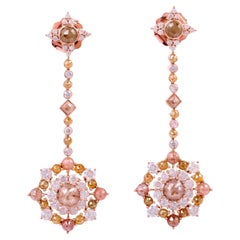 Eisdiamanten-Ohrring mit Blumendesign aus 18k Roségold