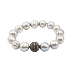 Ice Diamonds Pave, Pearls and Silver Clasp