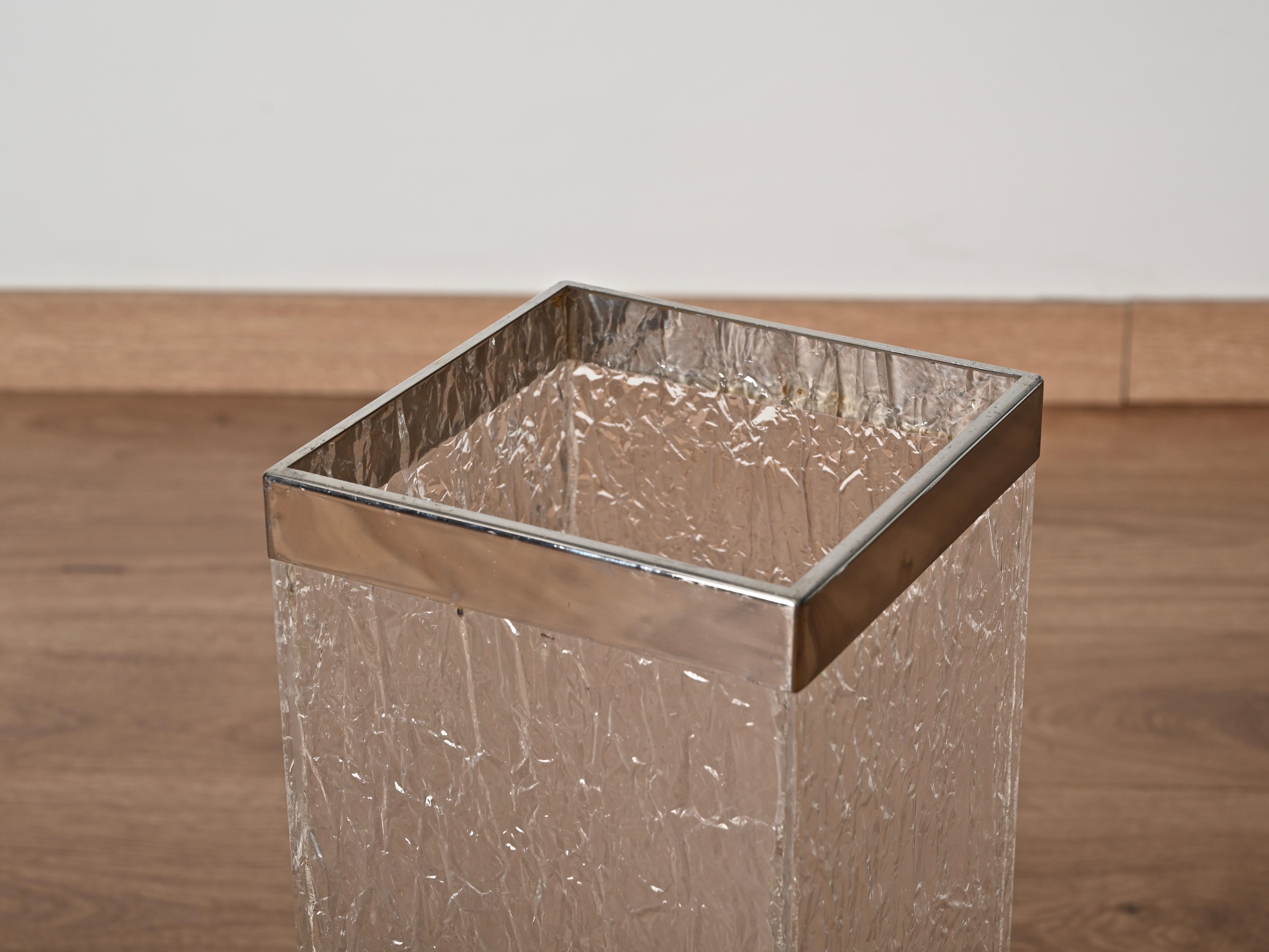 Fait main Stand parapluie italien en lucite à effet de glace et chrome, Willy Rizzo, années 1970 en vente