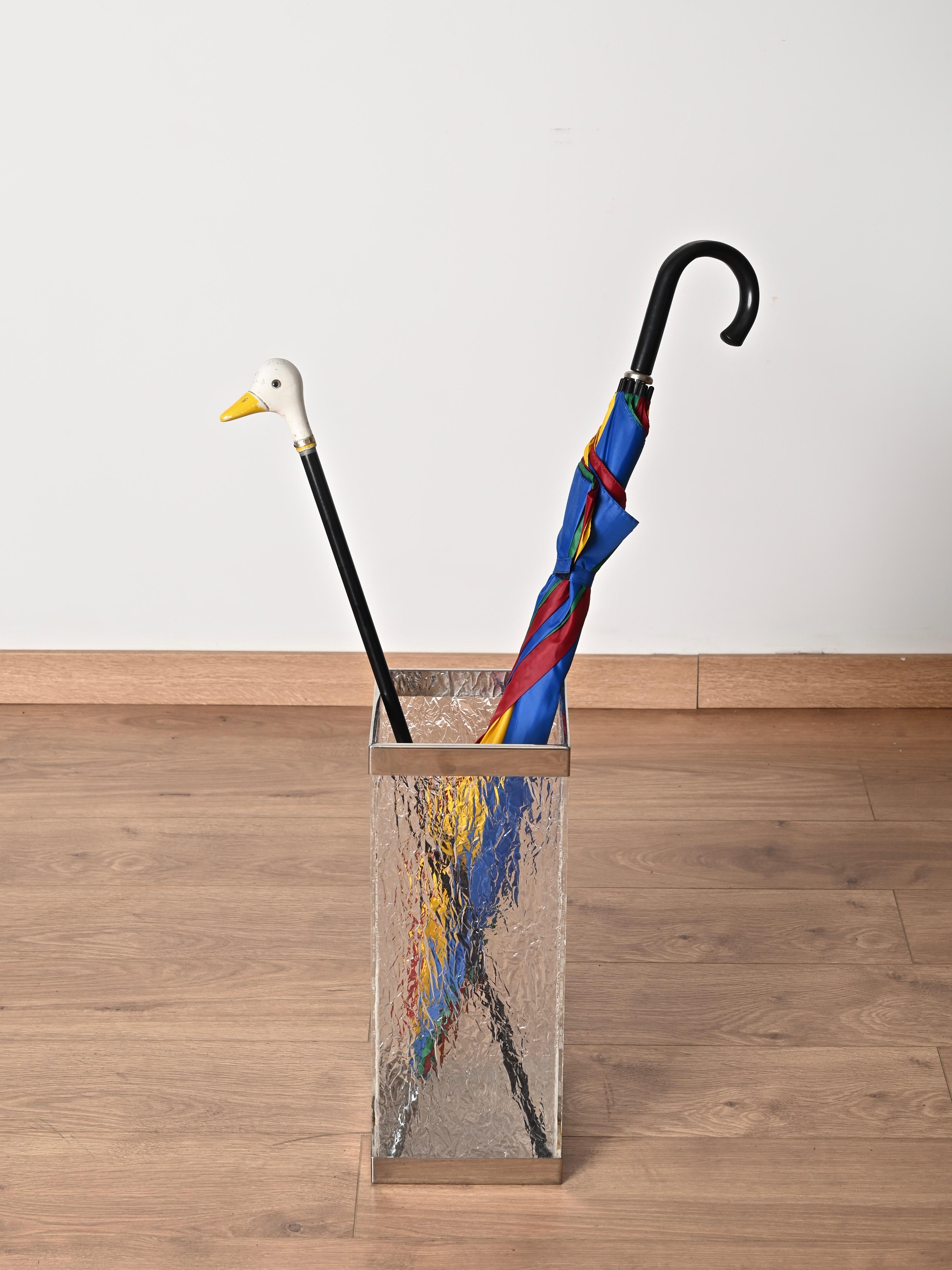 Stand parapluie italien en lucite à effet de glace et chrome, Willy Rizzo, années 1970 en vente 1