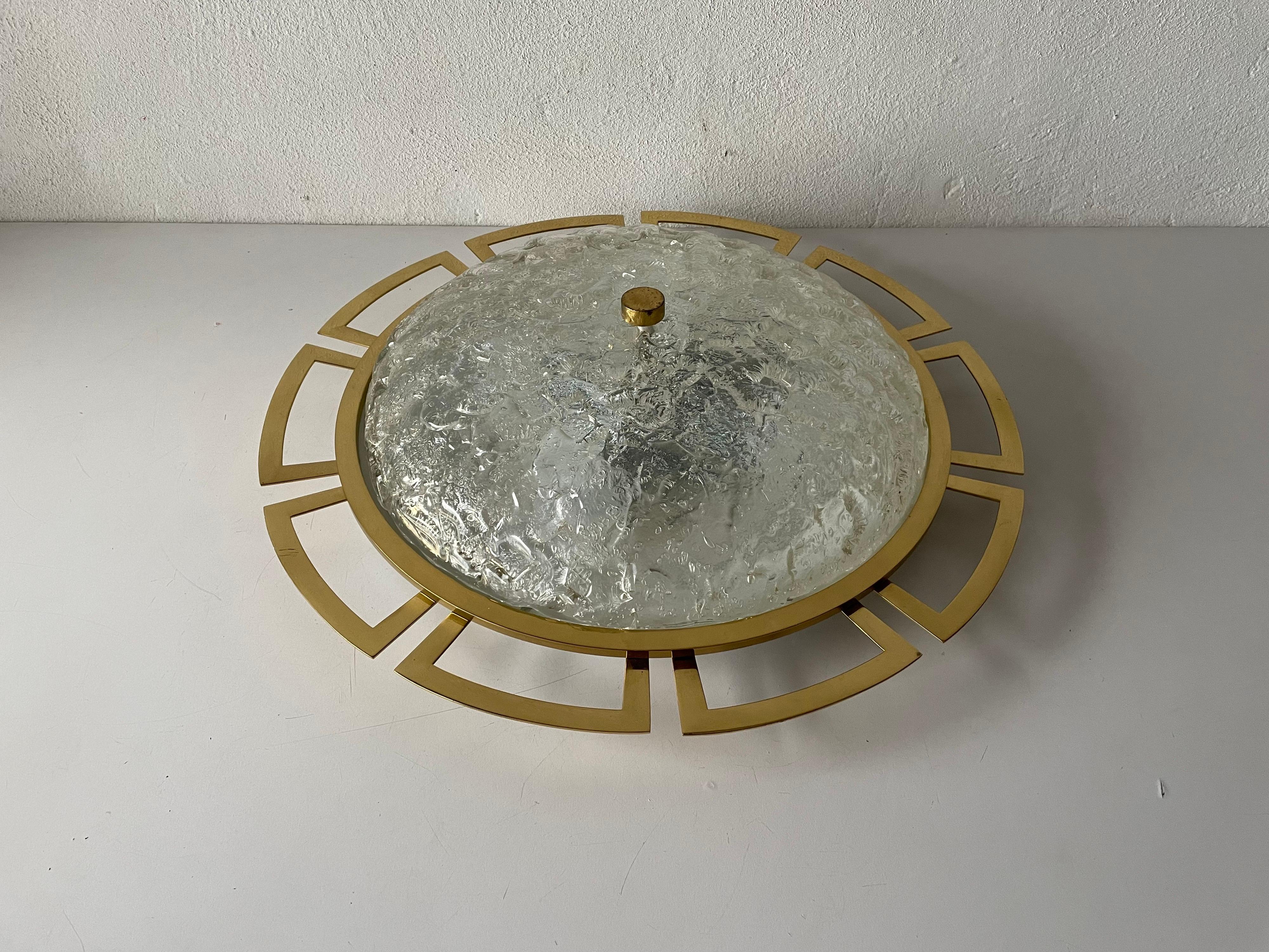 Ice Glass &Brass Sunshine Large Ceiling Lamp by Schröder Leuchten, 1960s Germany In Excellent Condition For Sale In Hagenbach, DE