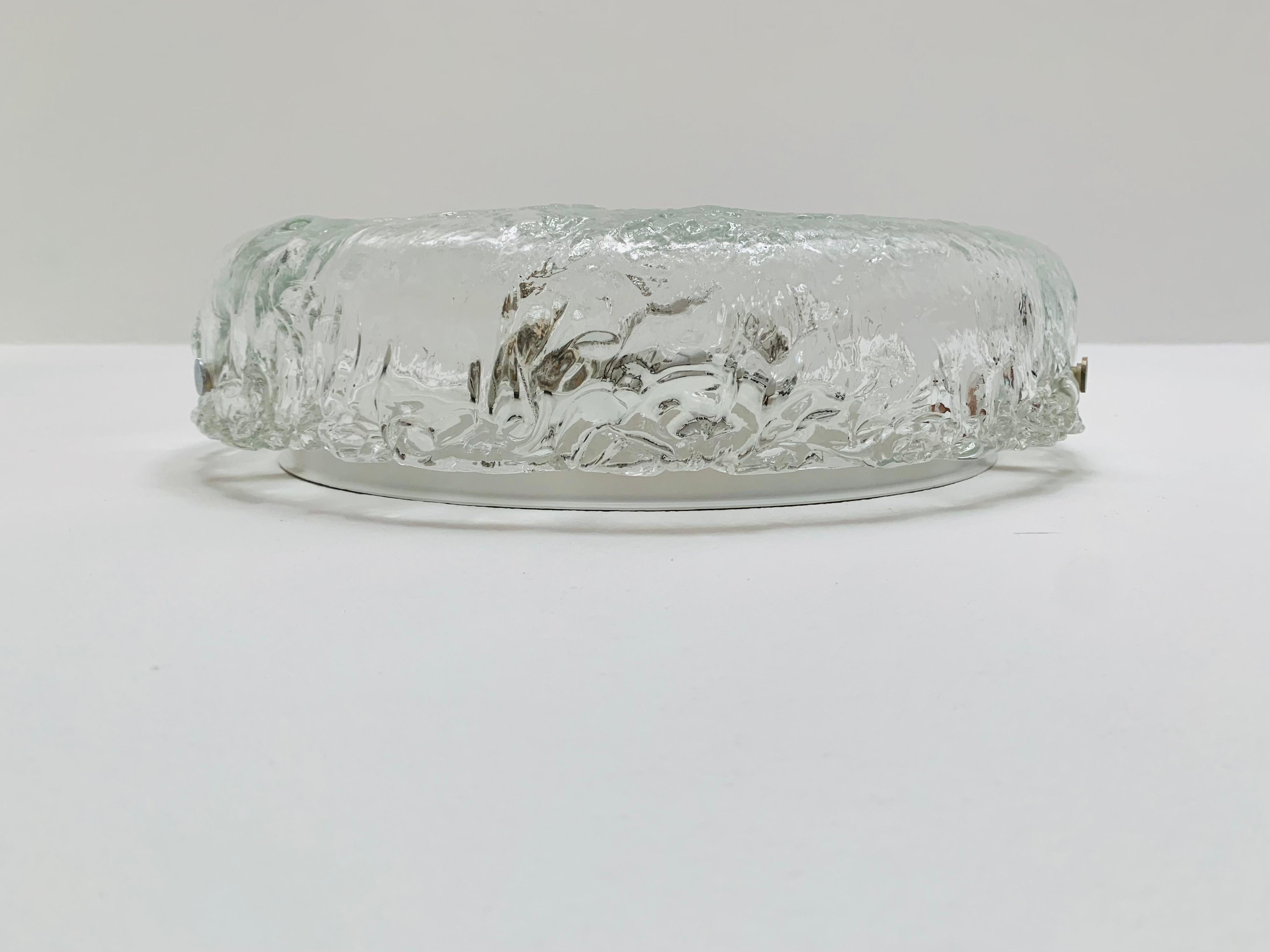 Ice glass ceiling lamp by Kaiser Leuchten In Good Condition For Sale In München, DE