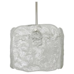 Lustre en verre glacé de J.T. Kalmar