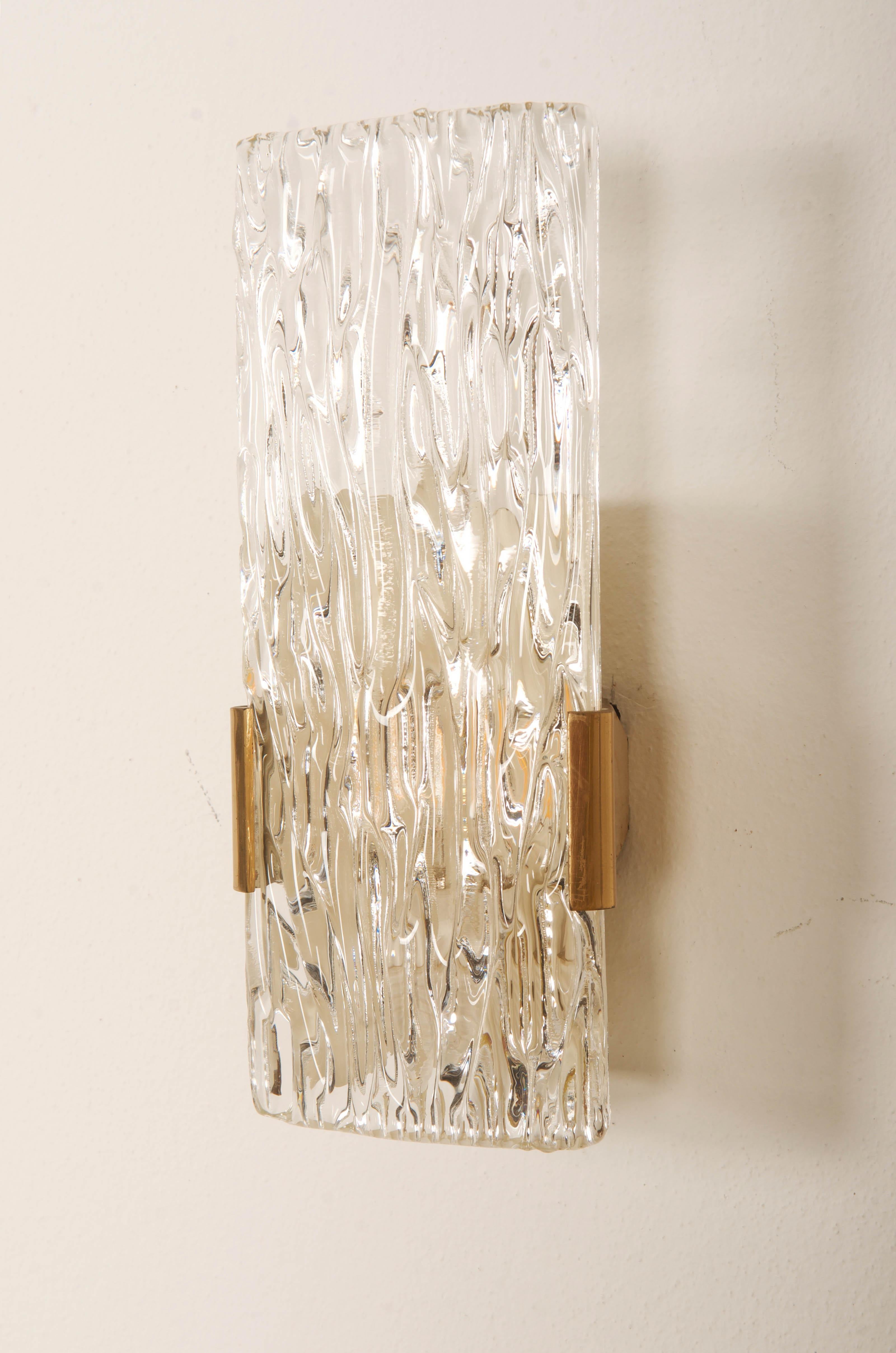 Aplique de cristal Ice de J.T. Kalmar mediados del siglo XX en venta