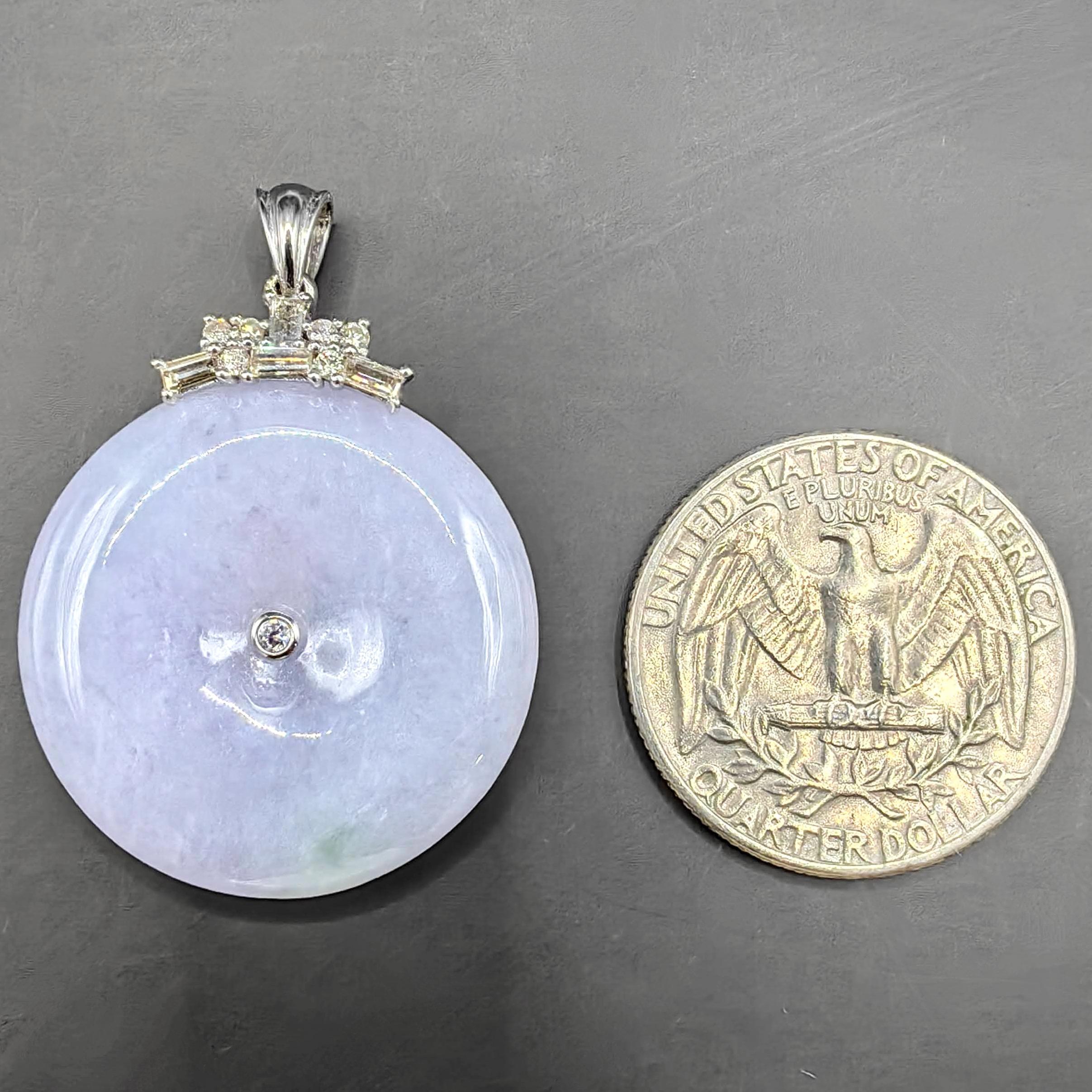 Ciondolo in oro bianco 18 carati con diamante a forma di ciambella di pace in giadeite traslucida color lavanda ghiaccio in vendita 9