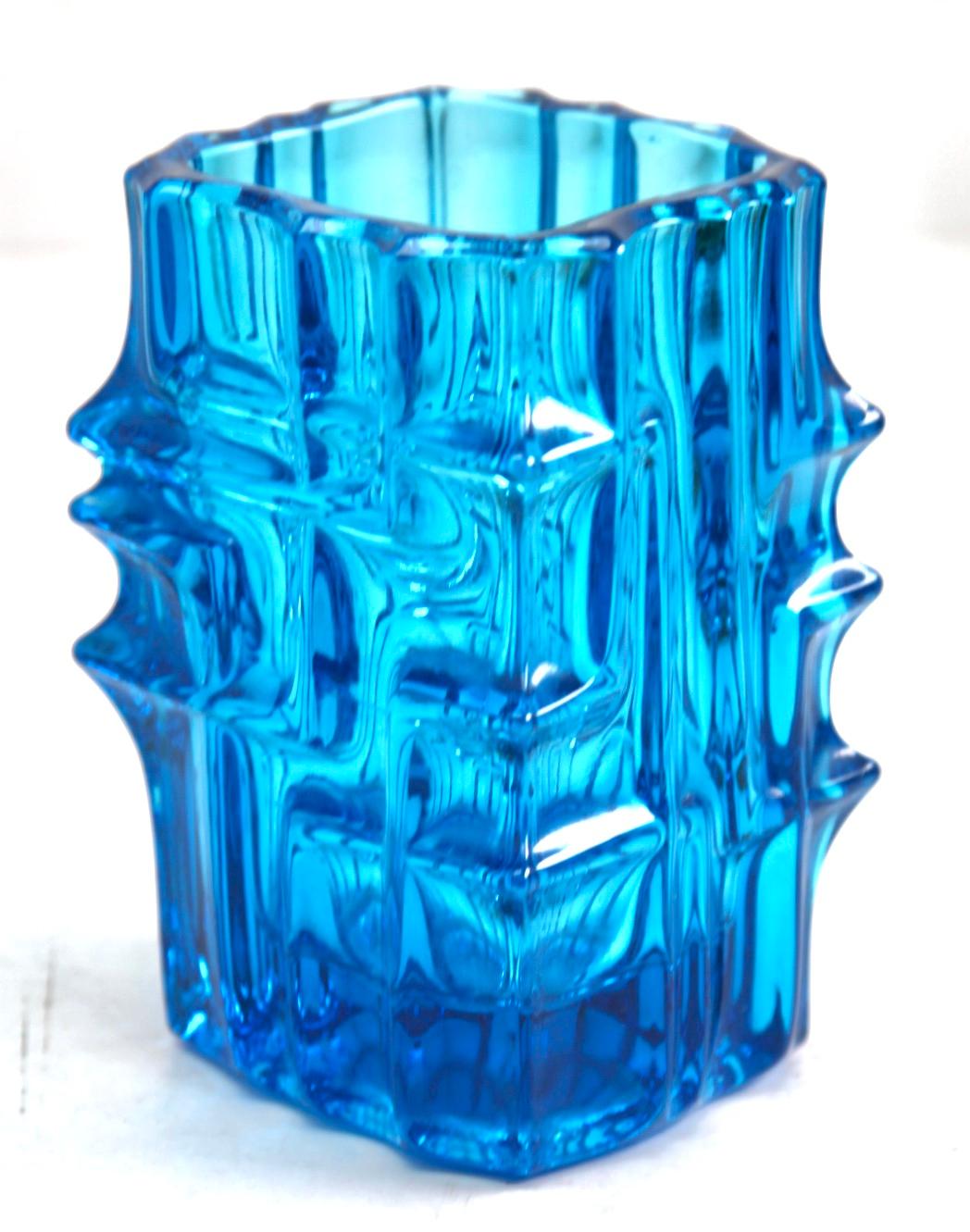 Moulé Vase à fond de glace 617 de Vladislaw Urban pour Rosice Glass de Tsjechoslowakia, 1968 en vente