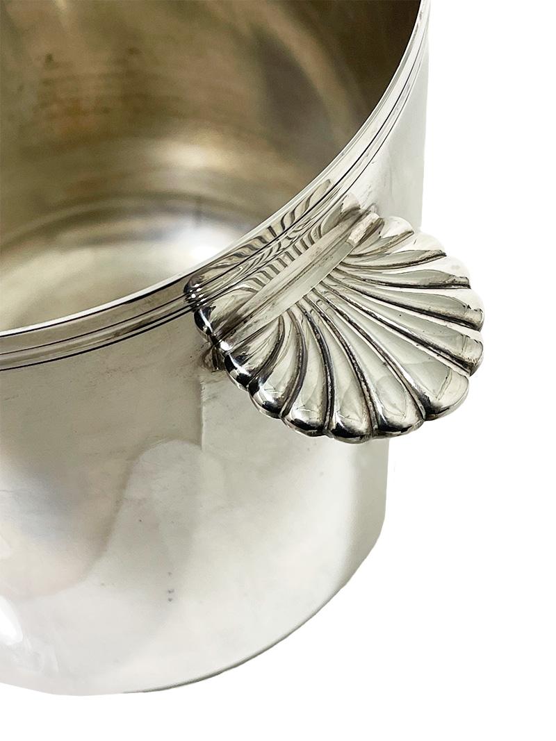French Ice or champagne bucket by Christofle silver plated, France, Mid-20th Century For Sale