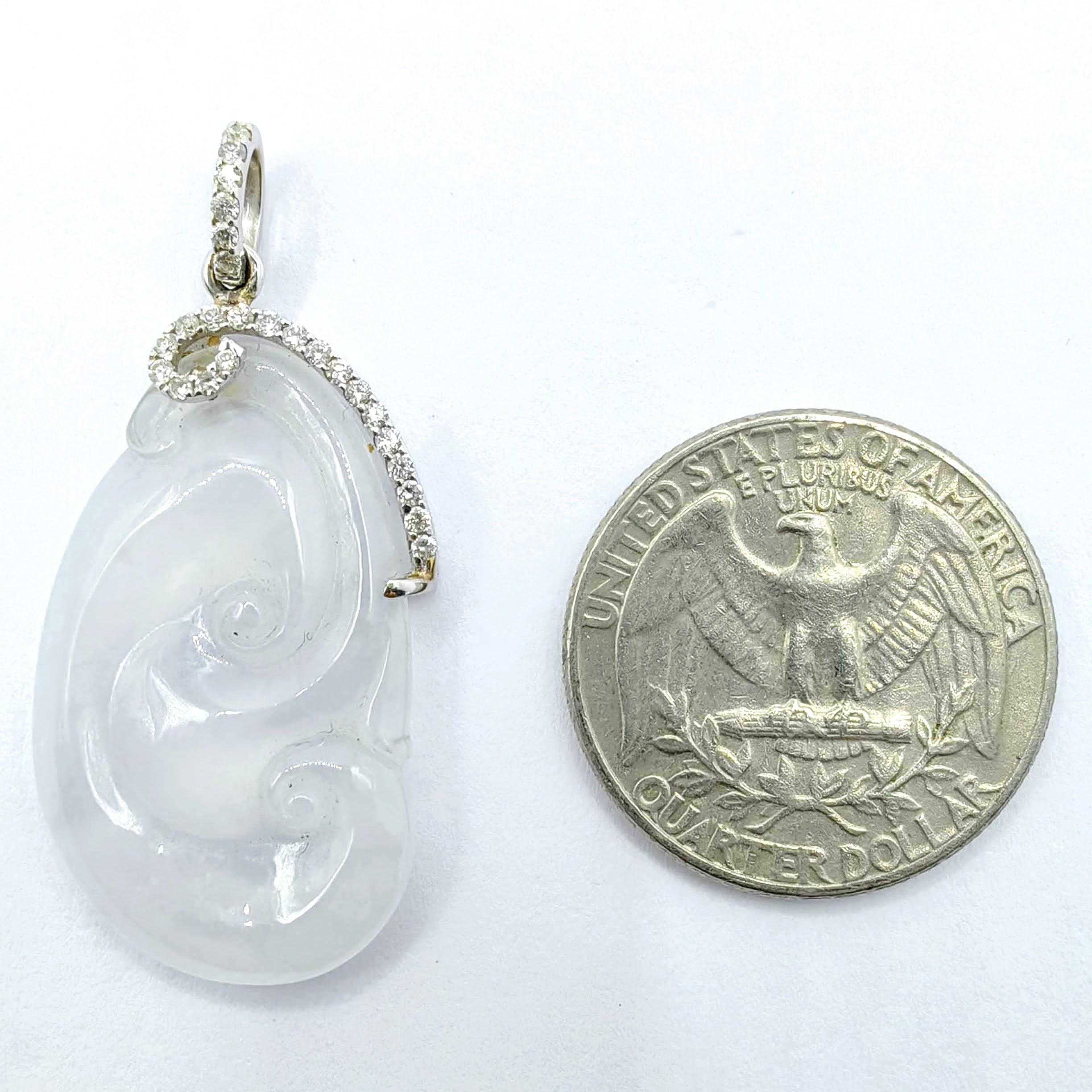Ice White Translucent Jadeite Jade Ruyi Diamond Pendant in 18K White Gold In New Condition For Sale In Wan Chai District, HK