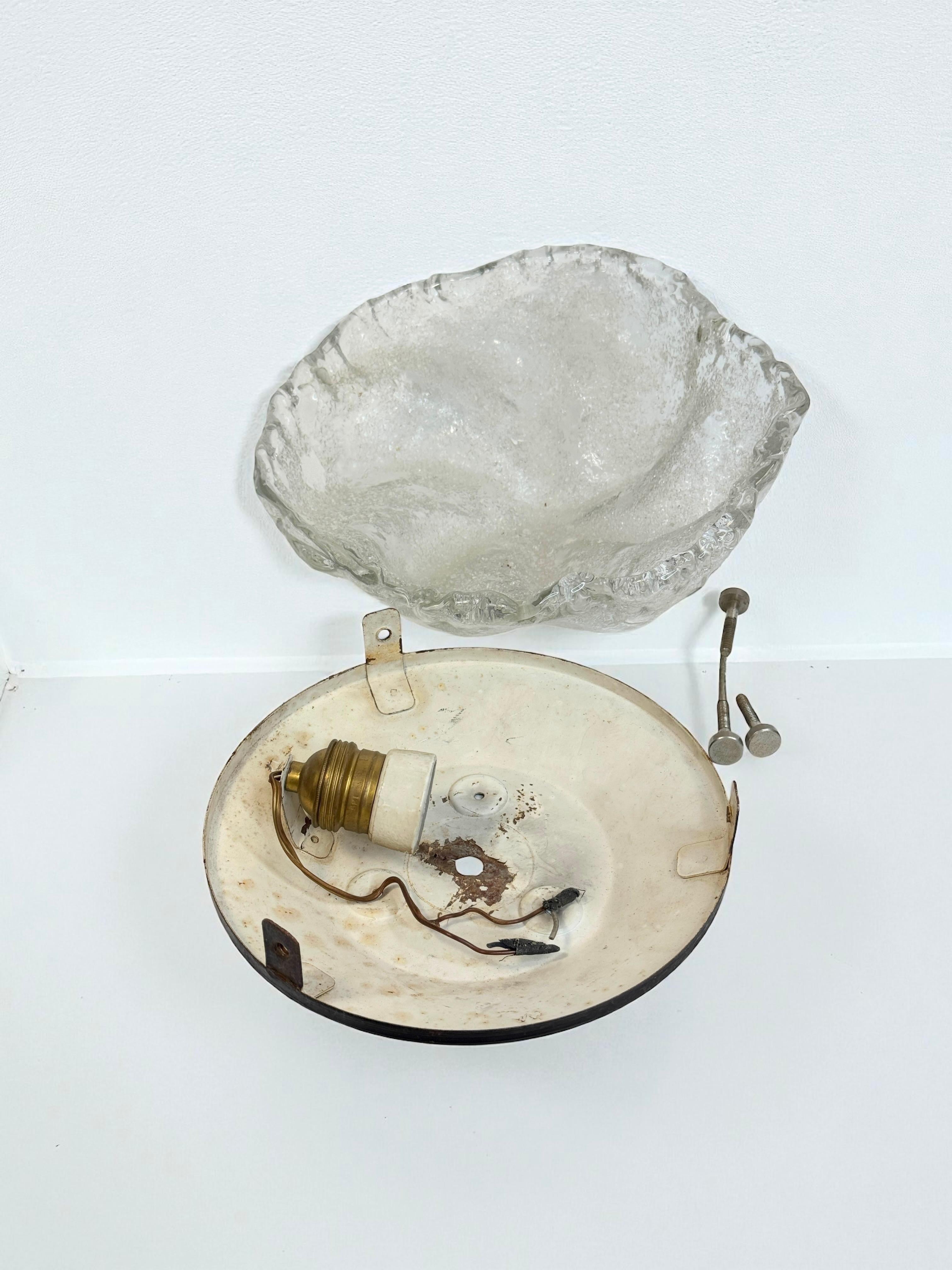 Iceberg Block Pattern Glass and Chrome, Flush Mount Ceiling Light, Italia, Años 60 en venta 13