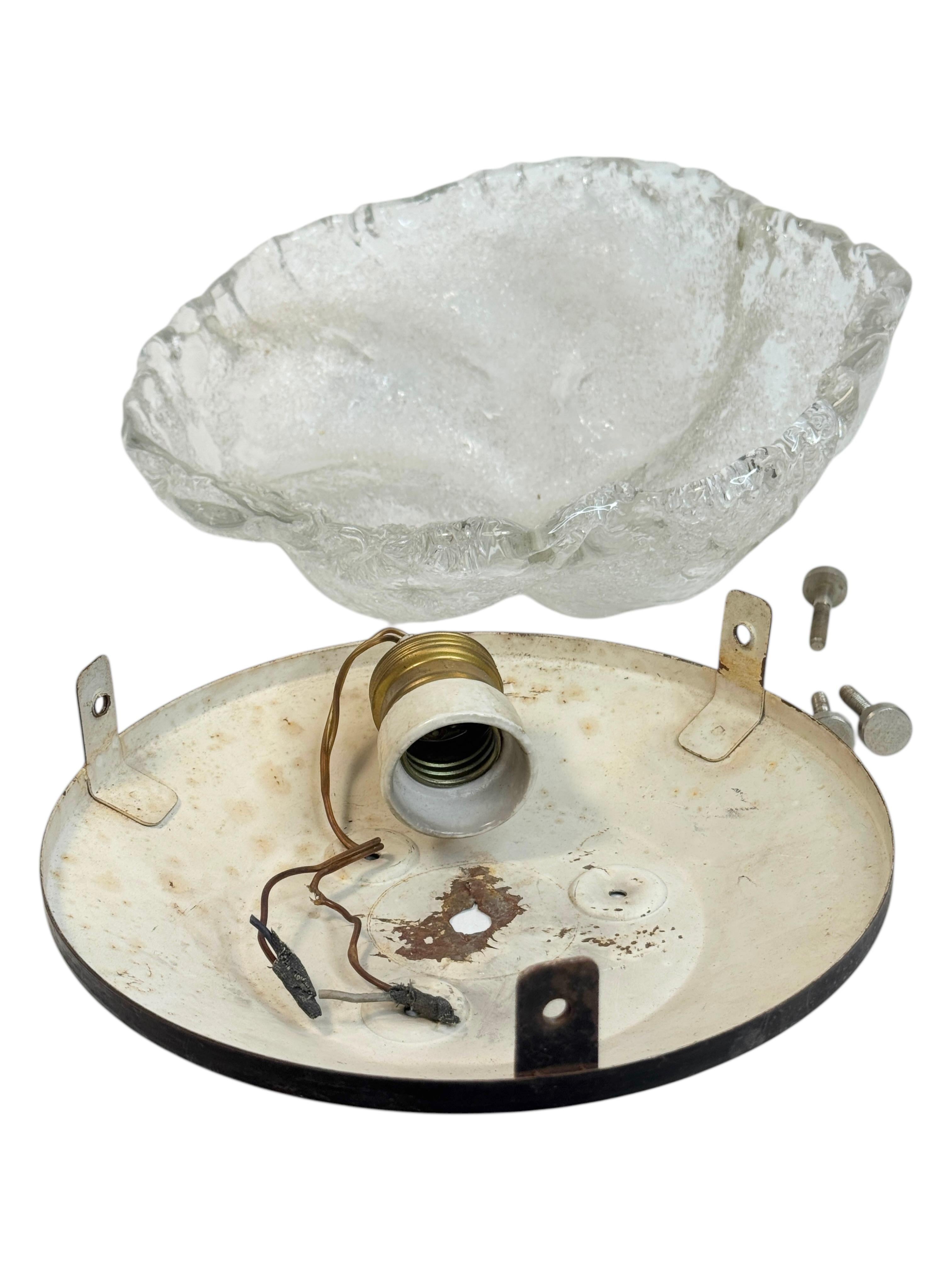 Iceberg Block Pattern Glass and Chrome, Flush Mount Ceiling Light, Italia, Años 60 en venta 1