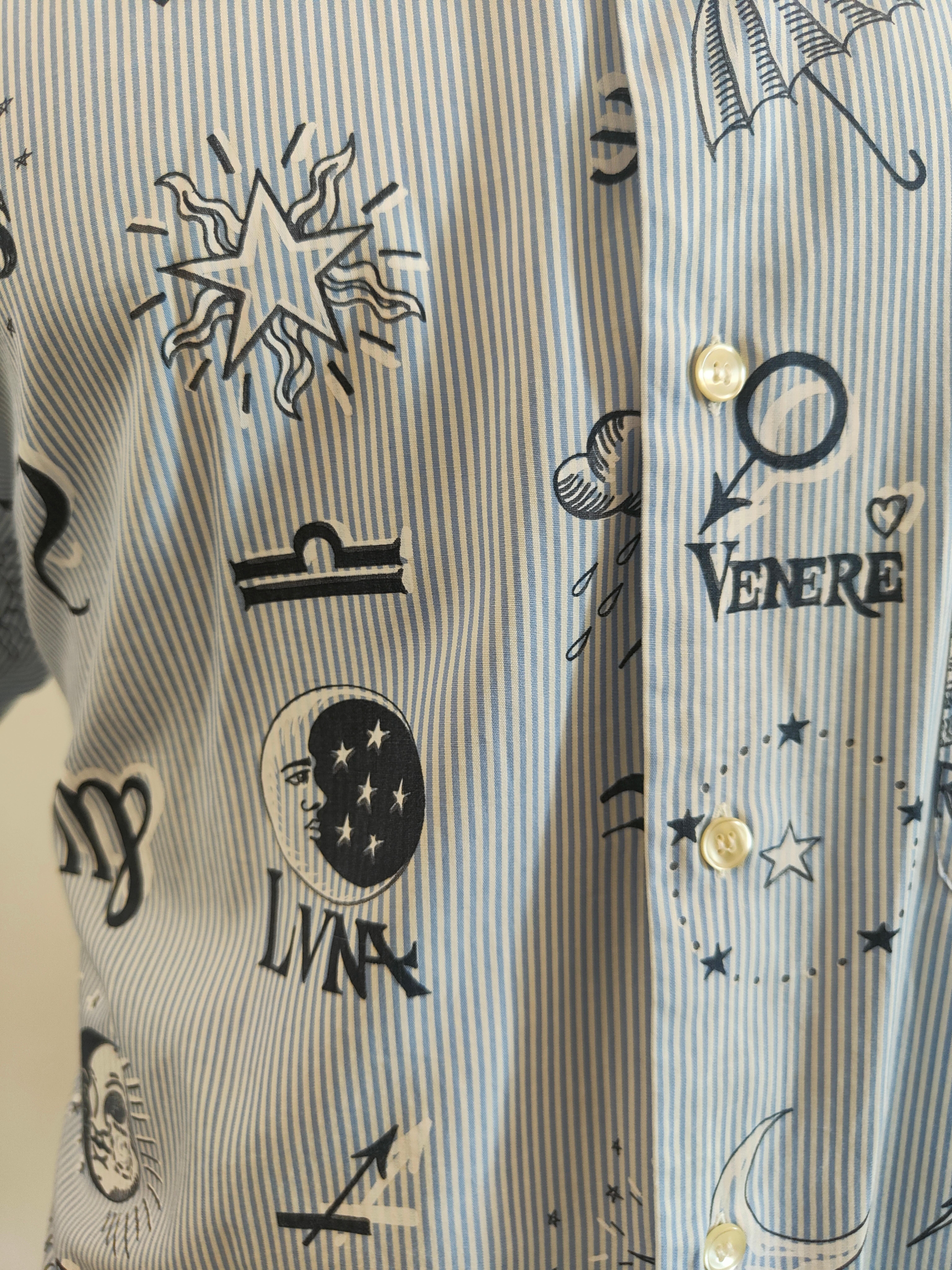 Camicia iconica Iceberg in vendita 3