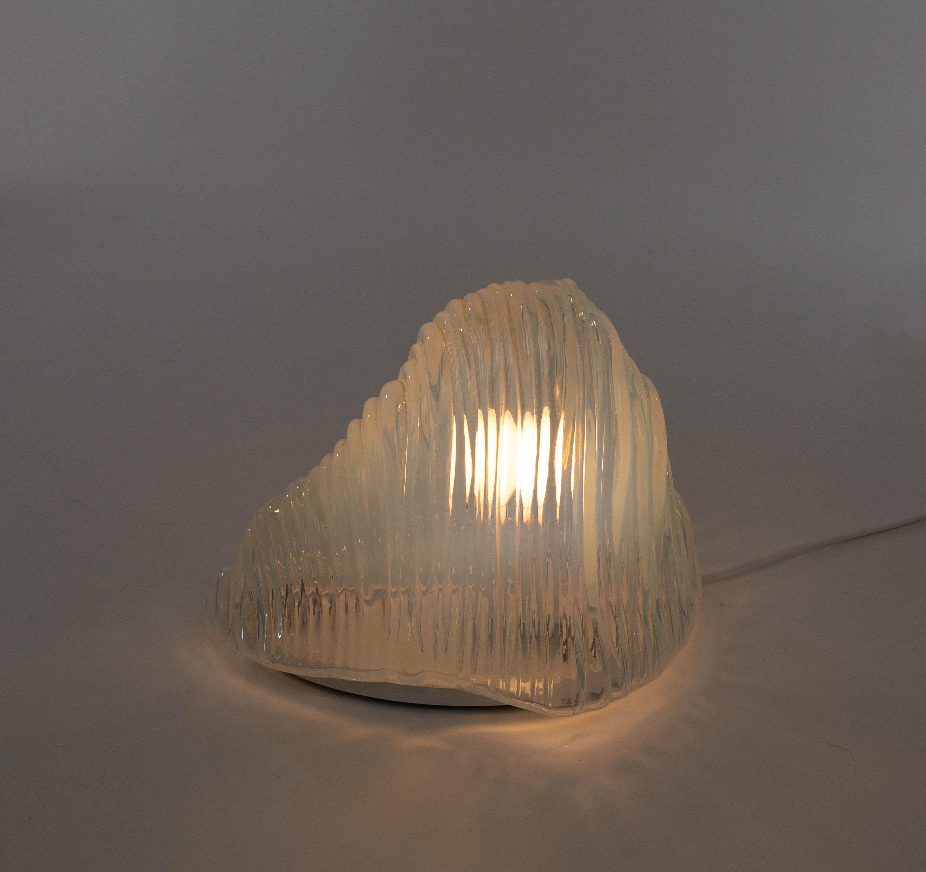 Mid-Century Modern Lampe de table Iceberg de Carlo Nason pour A.V. Mazzega, 1960 en vente