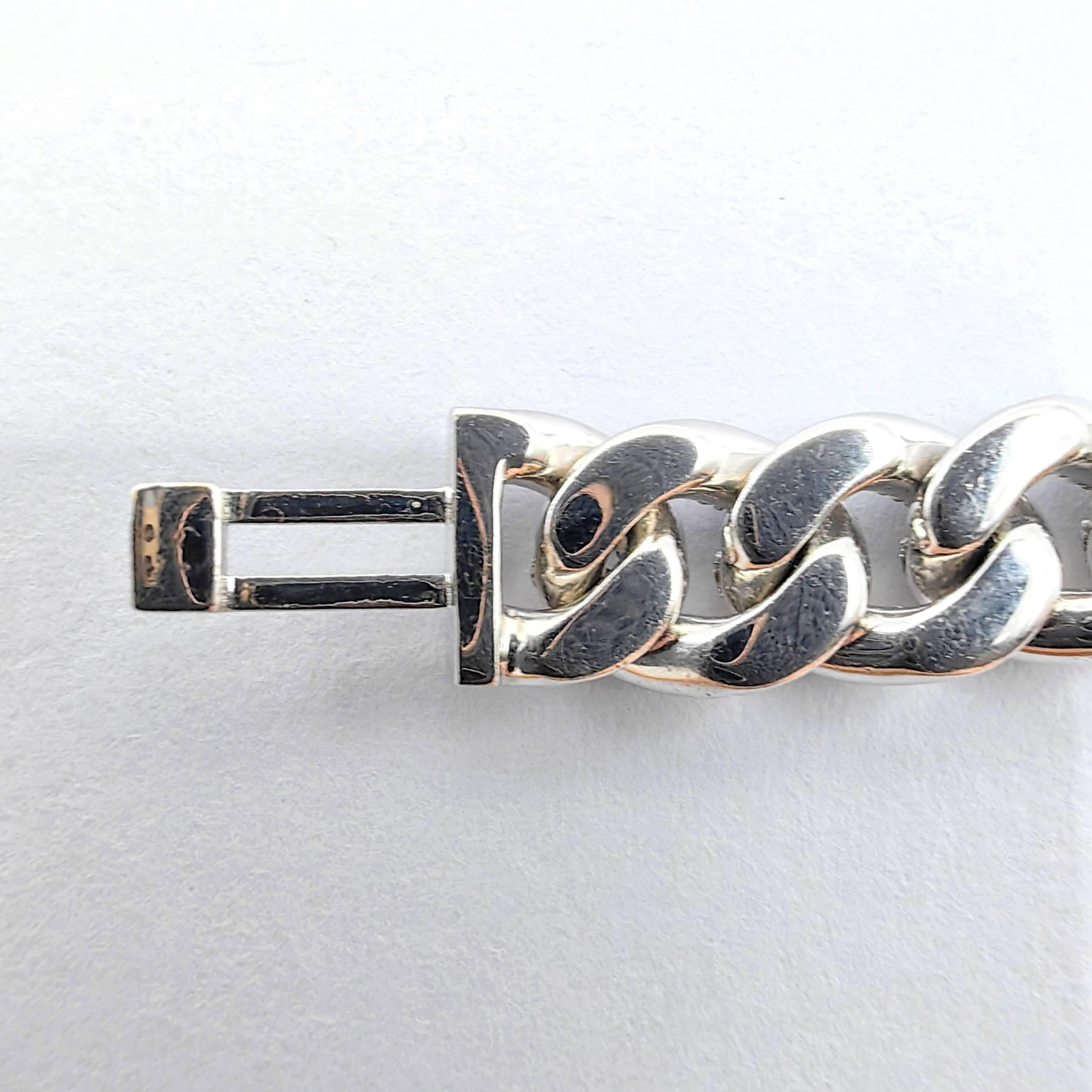Pulsera con cadena de eslabones cubana en oro blanco de 18 quilates con incrustaciones de diamantes helados en venta 4