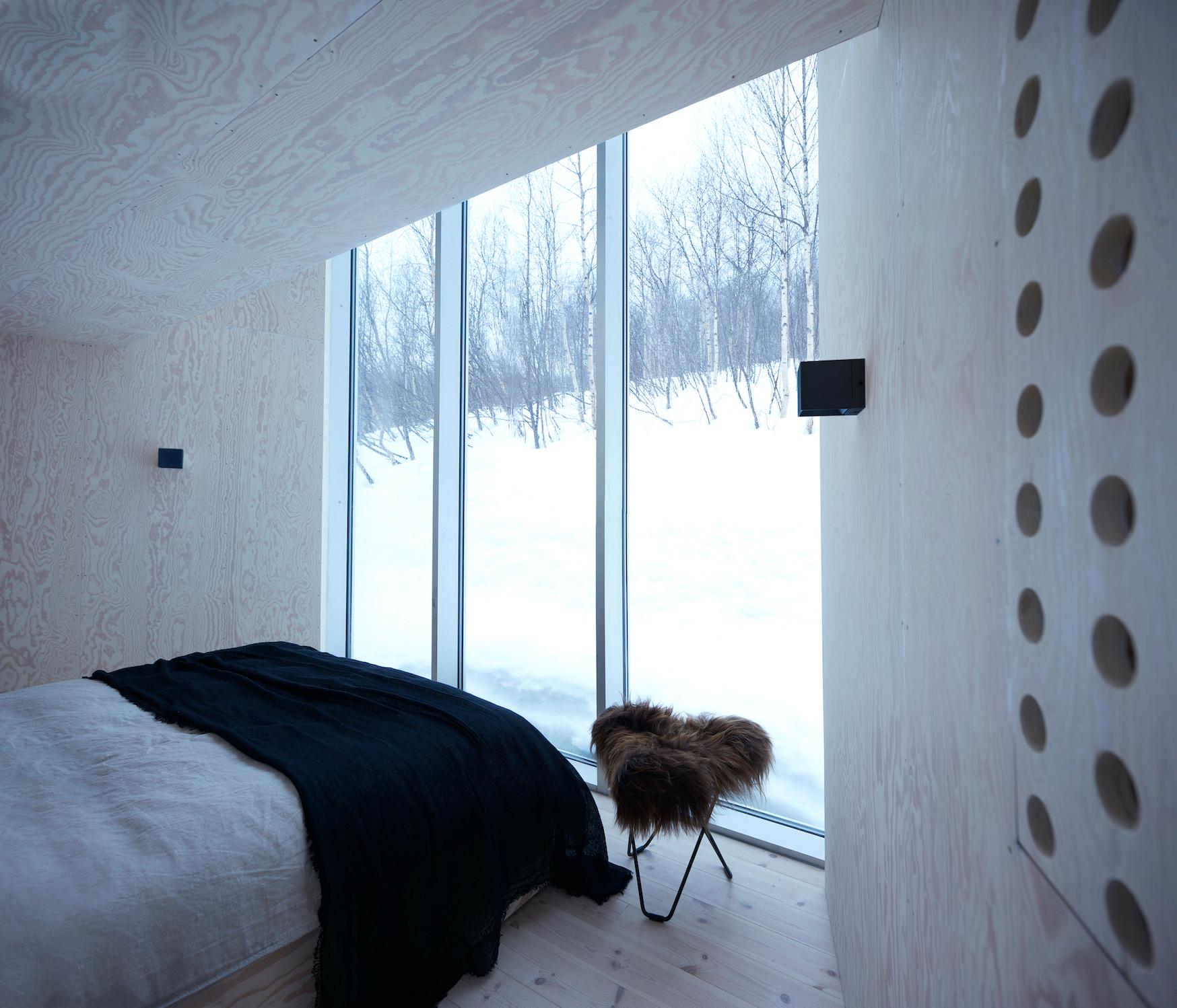 Reposapiés Iceland Flying Goose de Cuero Design Sueco en venta