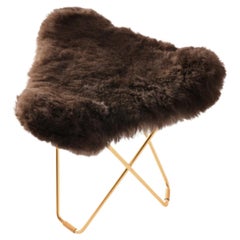 Iceland Flying Goose Footstool di Cuero Design