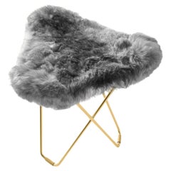 Iceland Flying Goose Footstool di Cuero Design