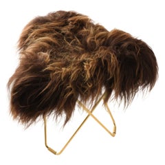 Iceland Flying Goose Footstool di Cuero Design