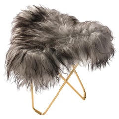 Iceland Flying Goose Footstool di Cuero Design