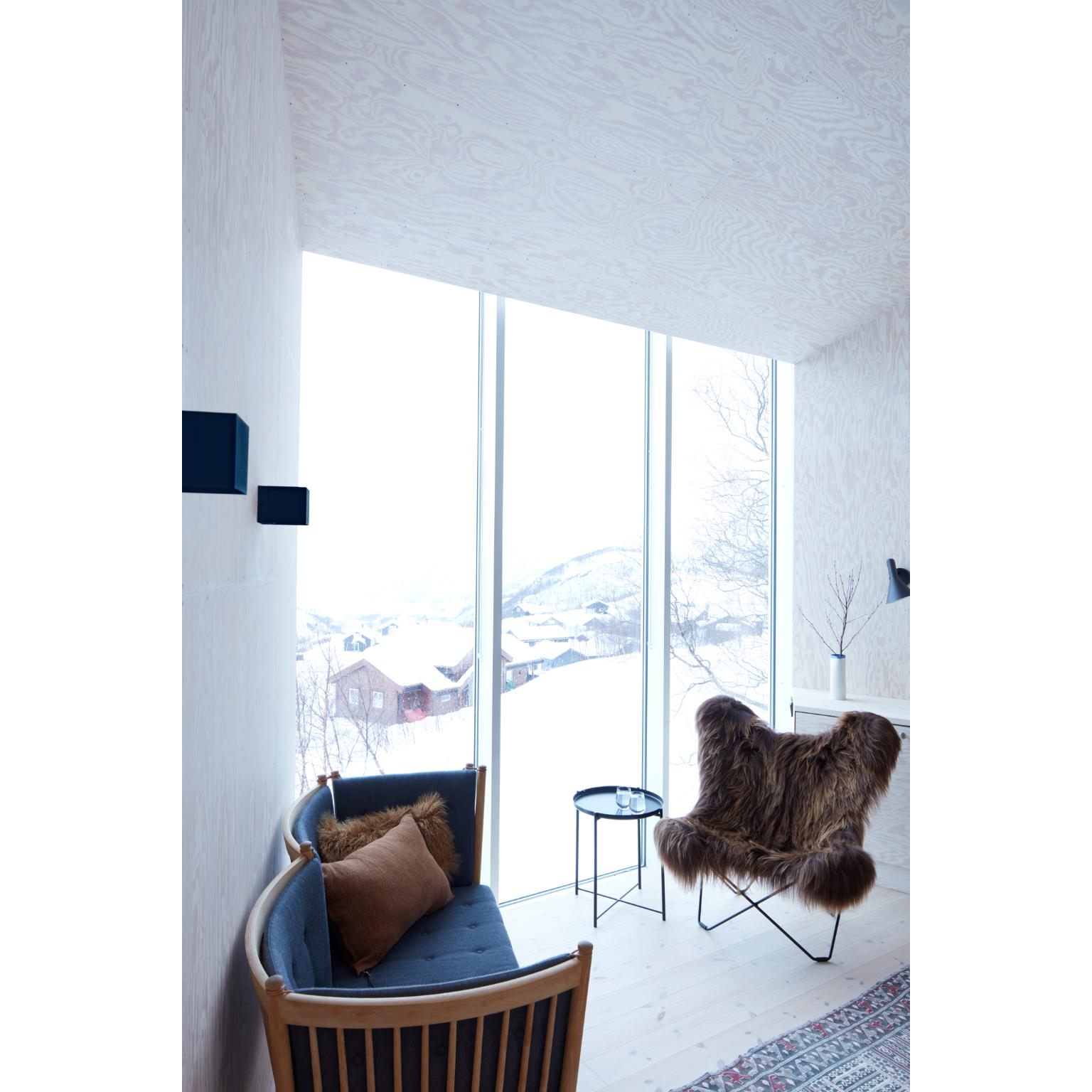 Iceland Mariposa Lounge Chair by Cuero Design For Sale 4