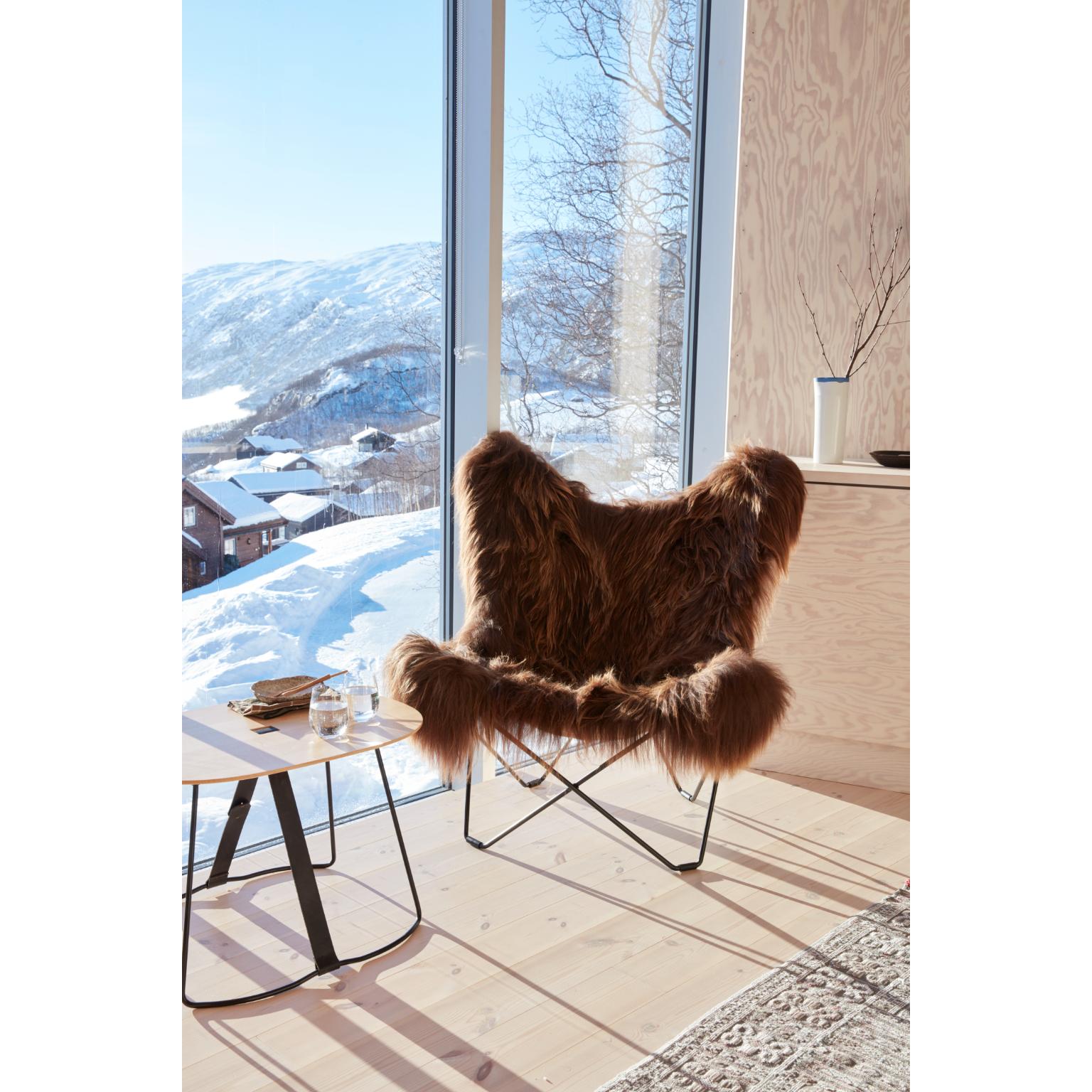 Post-Modern Iceland Mariposa Lounge Chair by Cuero Design For Sale