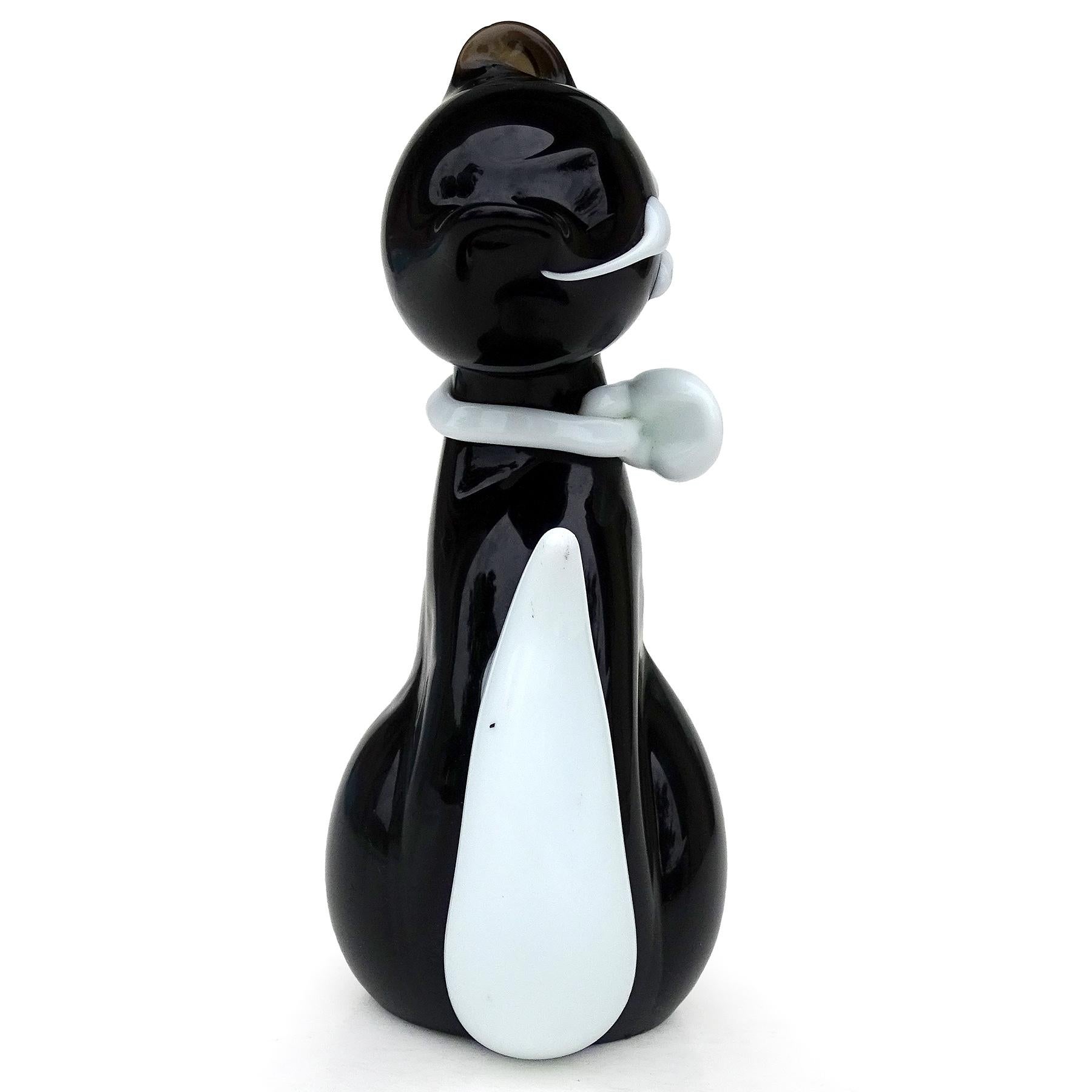 Mid-Century Modern Cat Paperweight Figurine Black White Art Glass Abstract Signed ICET Murano  For Sale