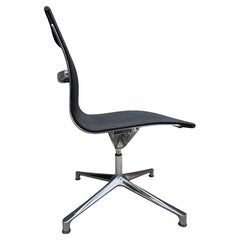 Ensemble de 8 chaises italiennes post-modernes ICf