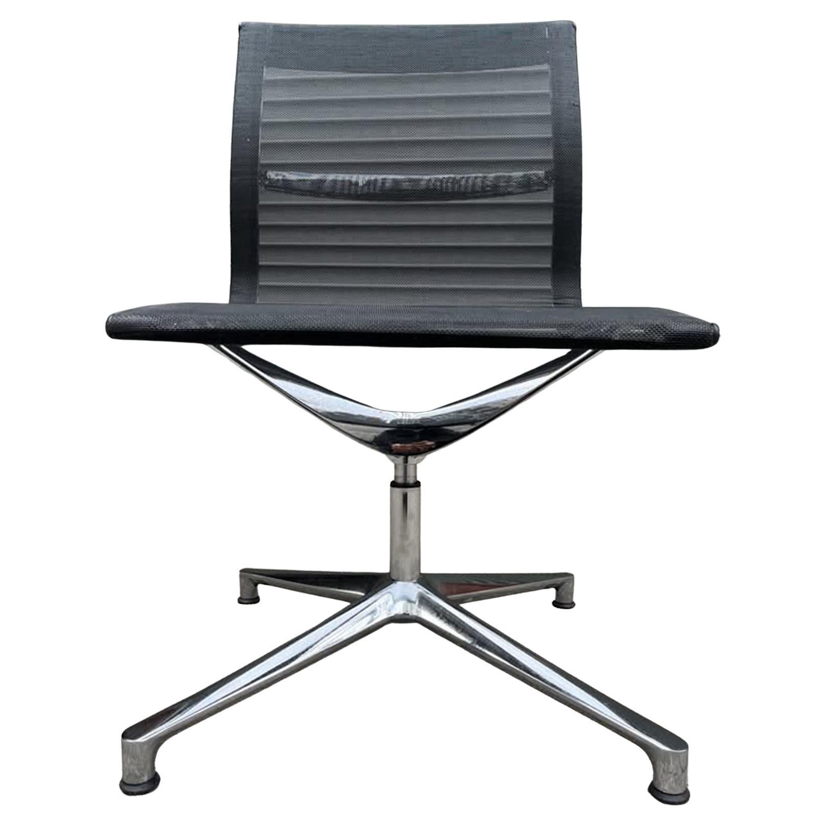 ICf Italian Post Modern Chairs Set of 8 For Sale 1