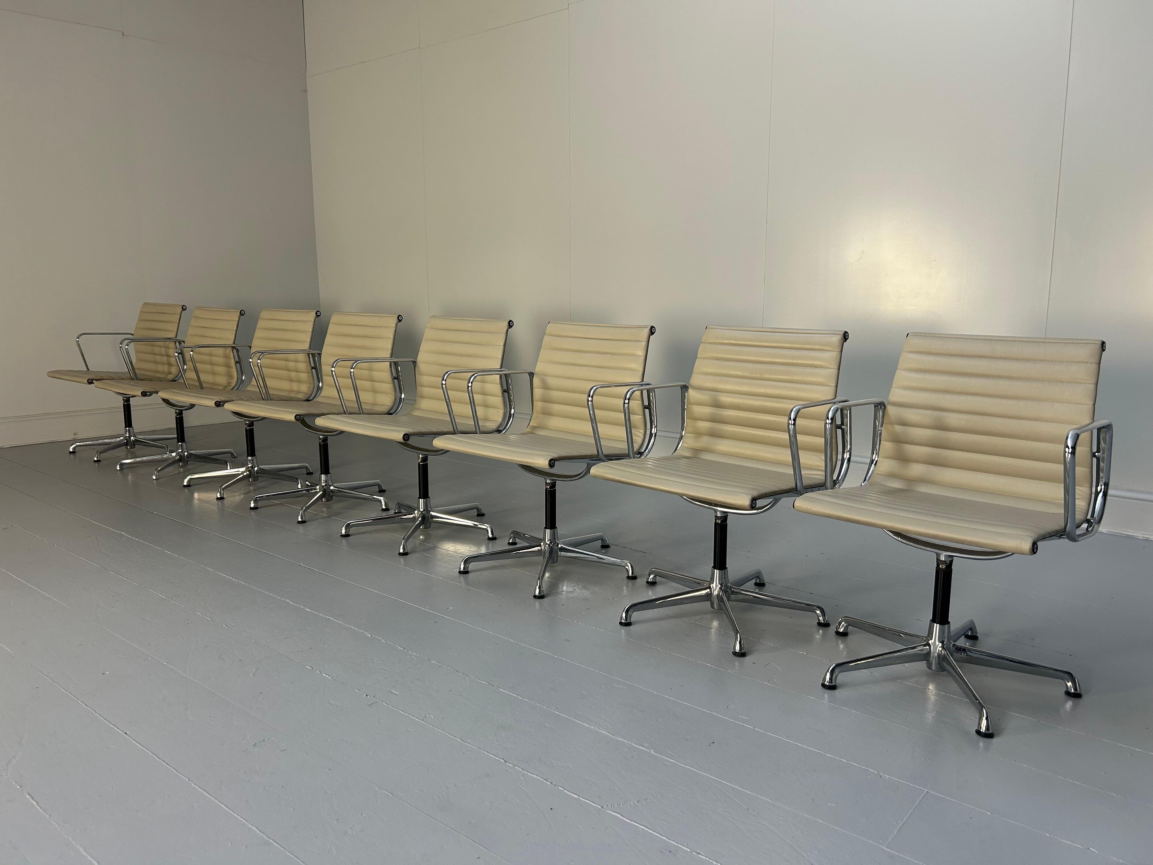 ICF Vitra Sedia Eames 