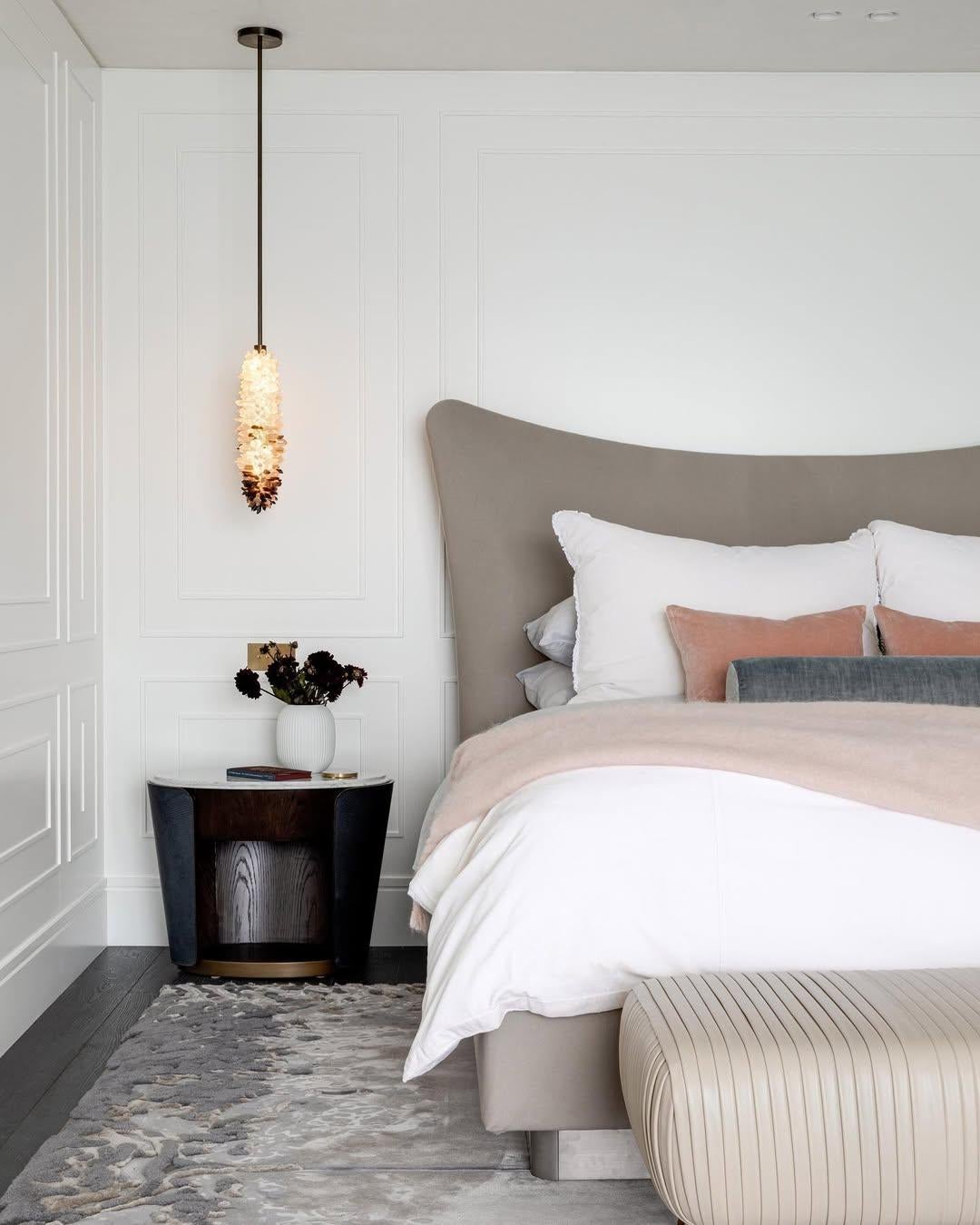 Lampe à suspension en cristal naturel non taillé en forme de glaçon 45 de Christopher Boots en vente 3
