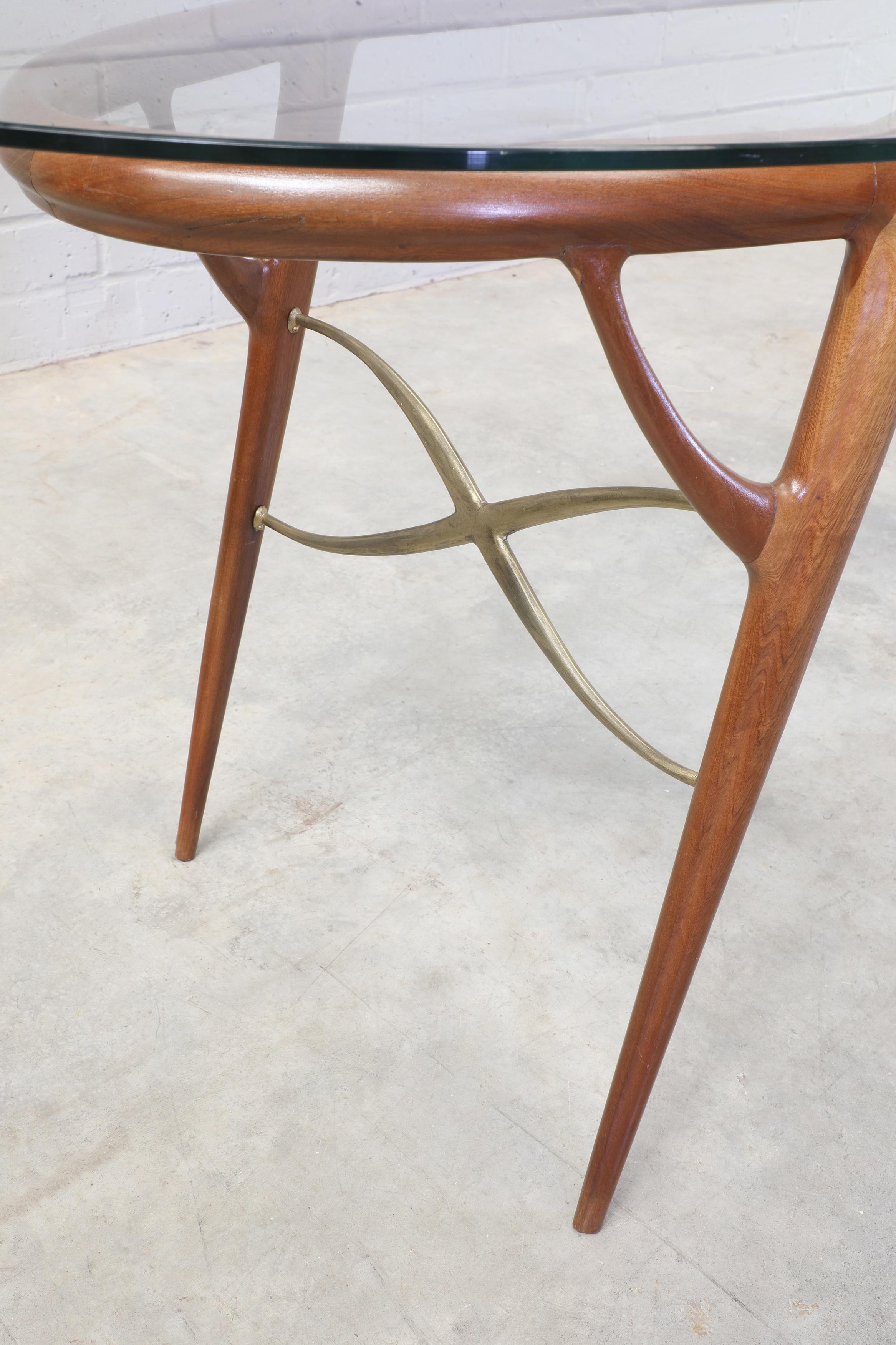 Mid-Century Modern Ico and Luisa Parisi dining table For Sale
