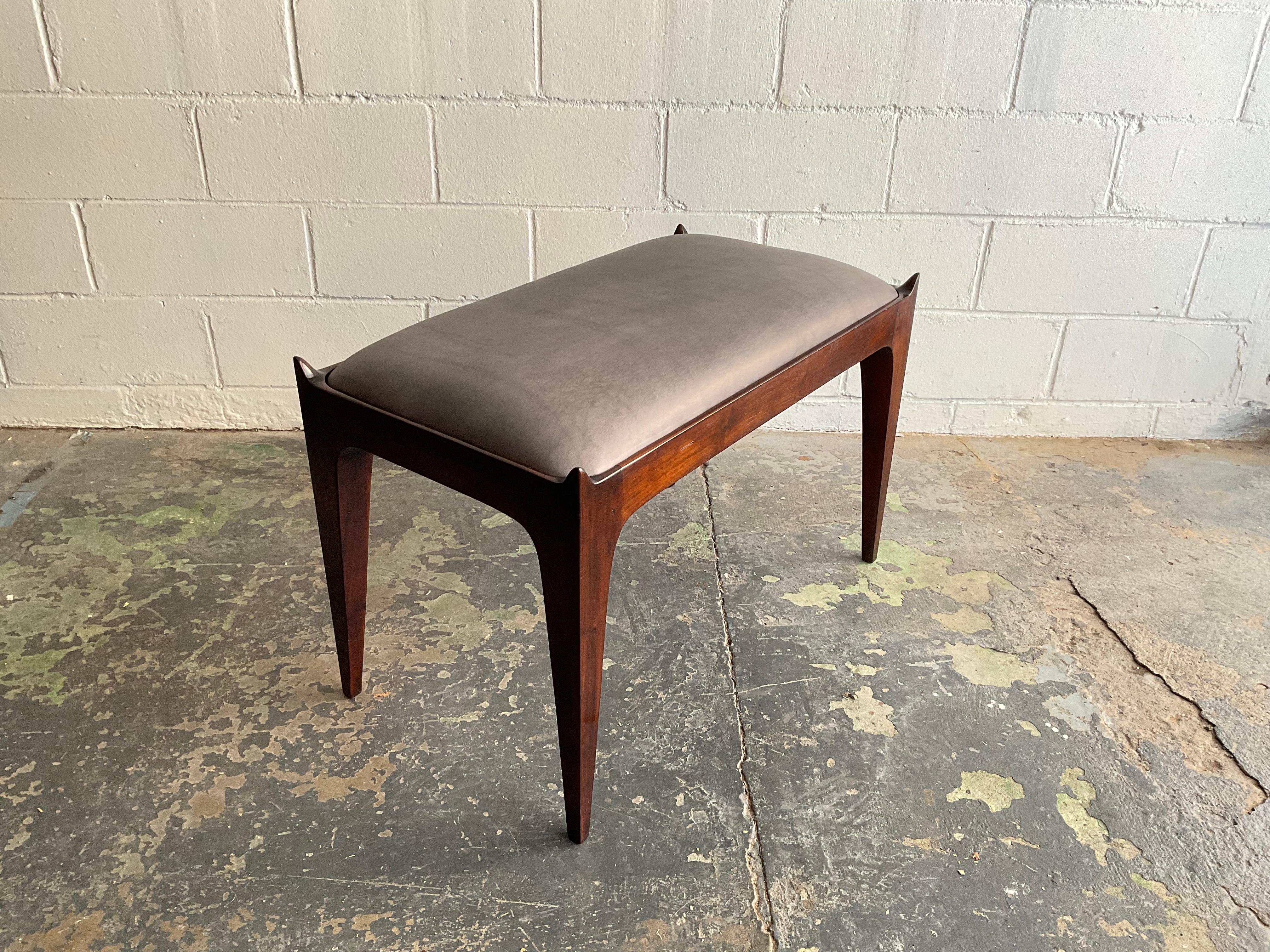 Handmade bench designed by Angelo Montaperto for Montaperto Studios in Walnut & Grey Leather, 2023. Inspired by it’s namesake, “Ico” bench, is an homage to the works and life of Ico Parisi, a Sicilian-born giant of Italian modern architecture and