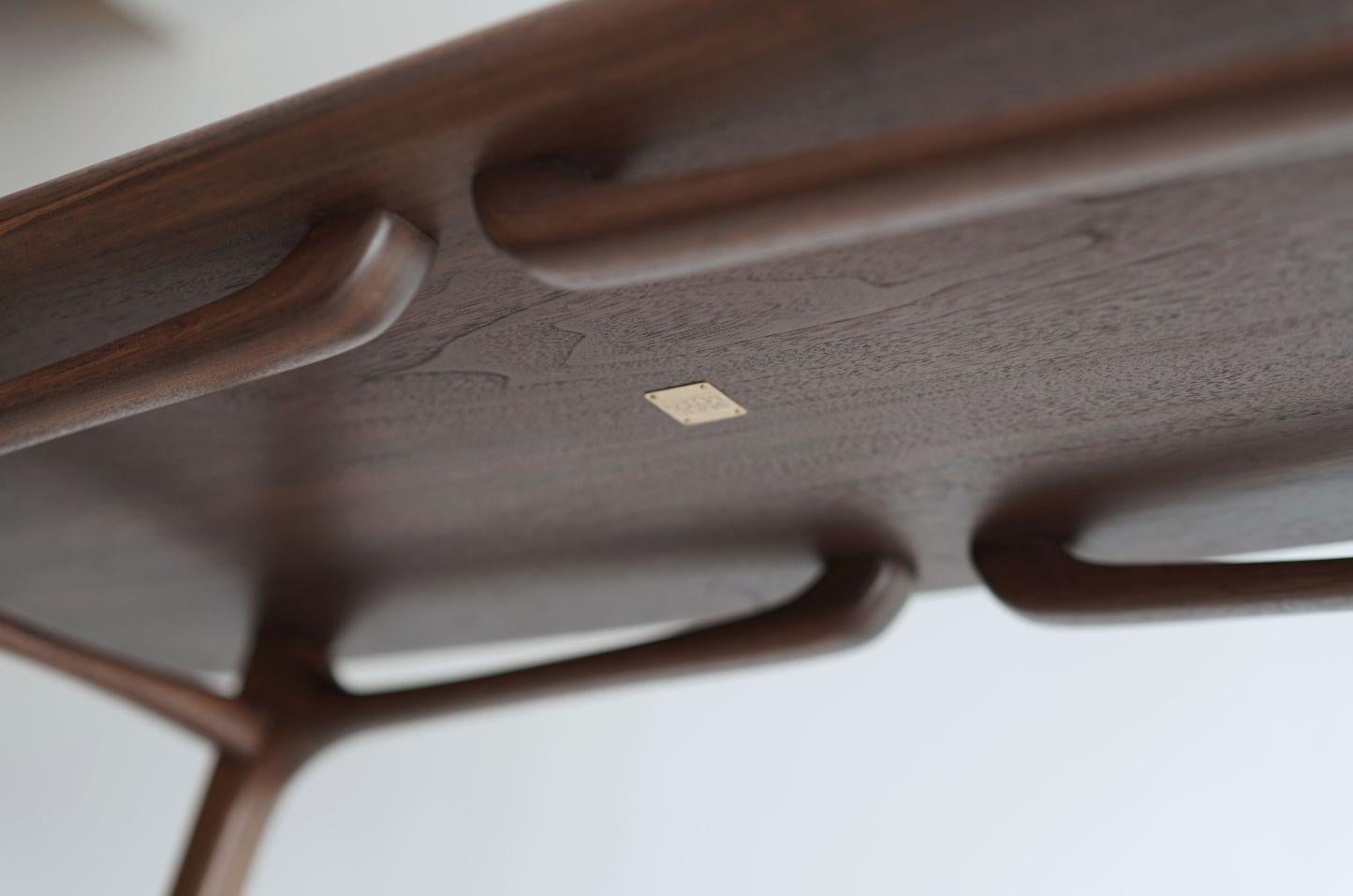 Table console ICO en noyer foncé en vente 4