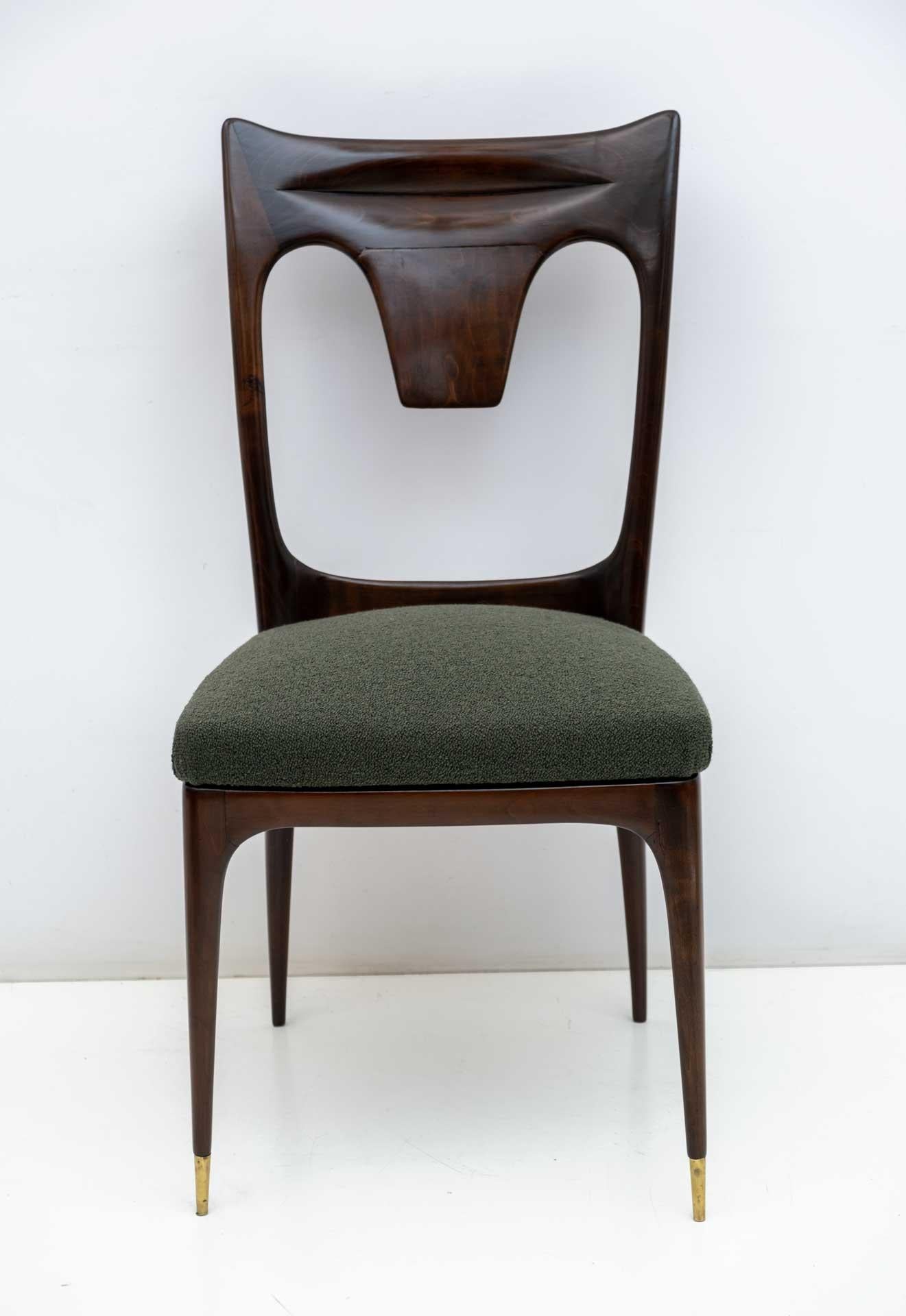 Mid-Century Modern Ico & Luisa Parisi MidCentury Modern Italian Walnut and Bouclè Dining Chairs 50s For Sale