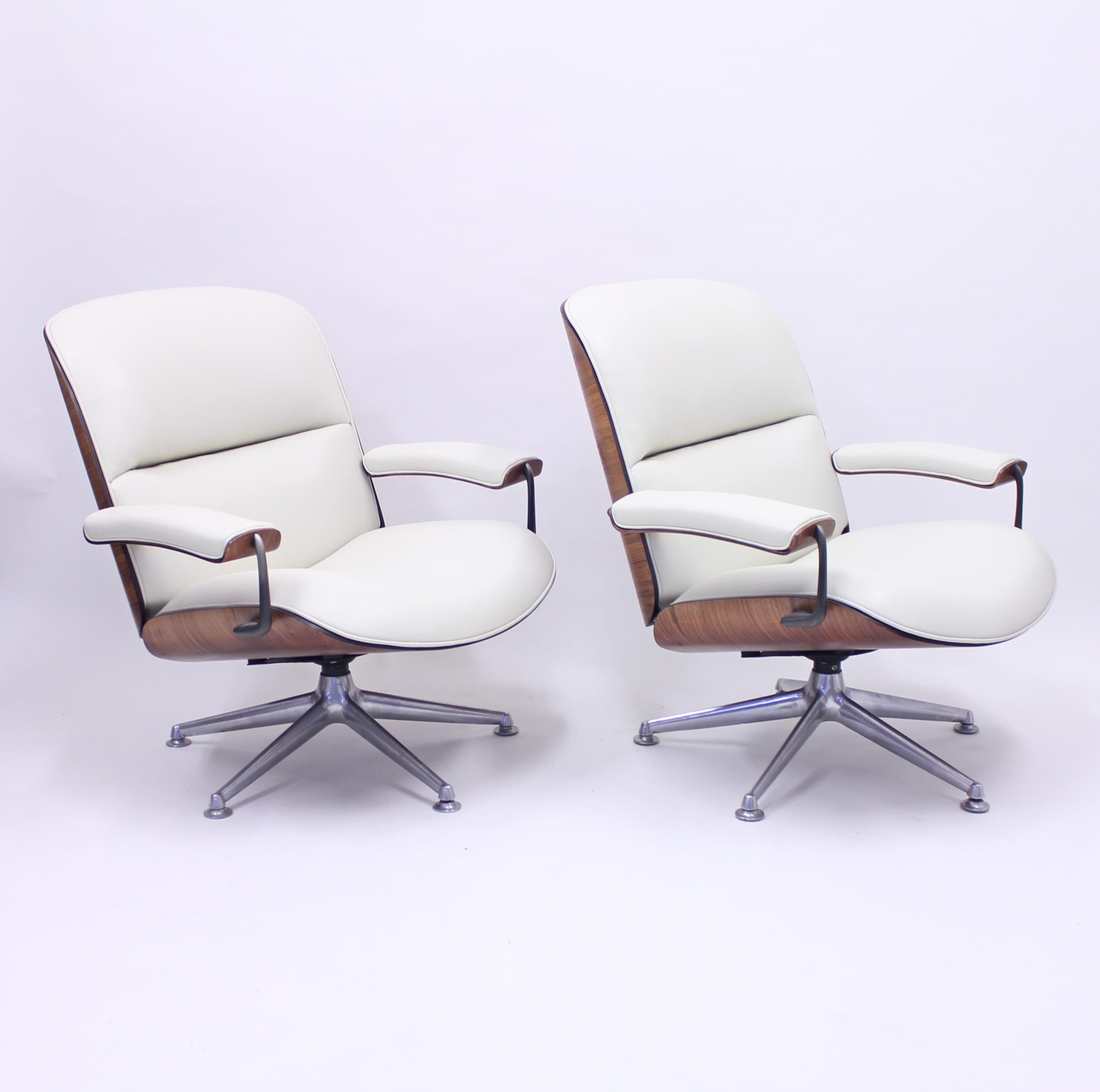 Mid-Century Modern Ico & Luisa Parisi, Pair of Swivel Lounge Chairs for Mim, 1950s