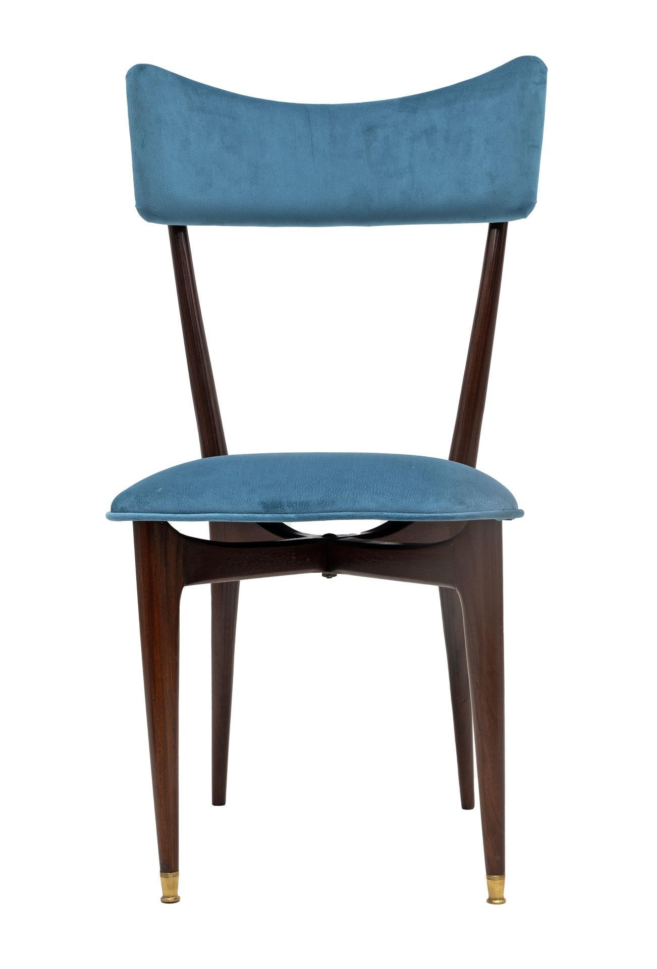 Mid-Century Modern Rare ensemble de six chaises de salle à manger en velours de style mi-siècle moderne, Ico & Luisa Parisi, années 50 en vente