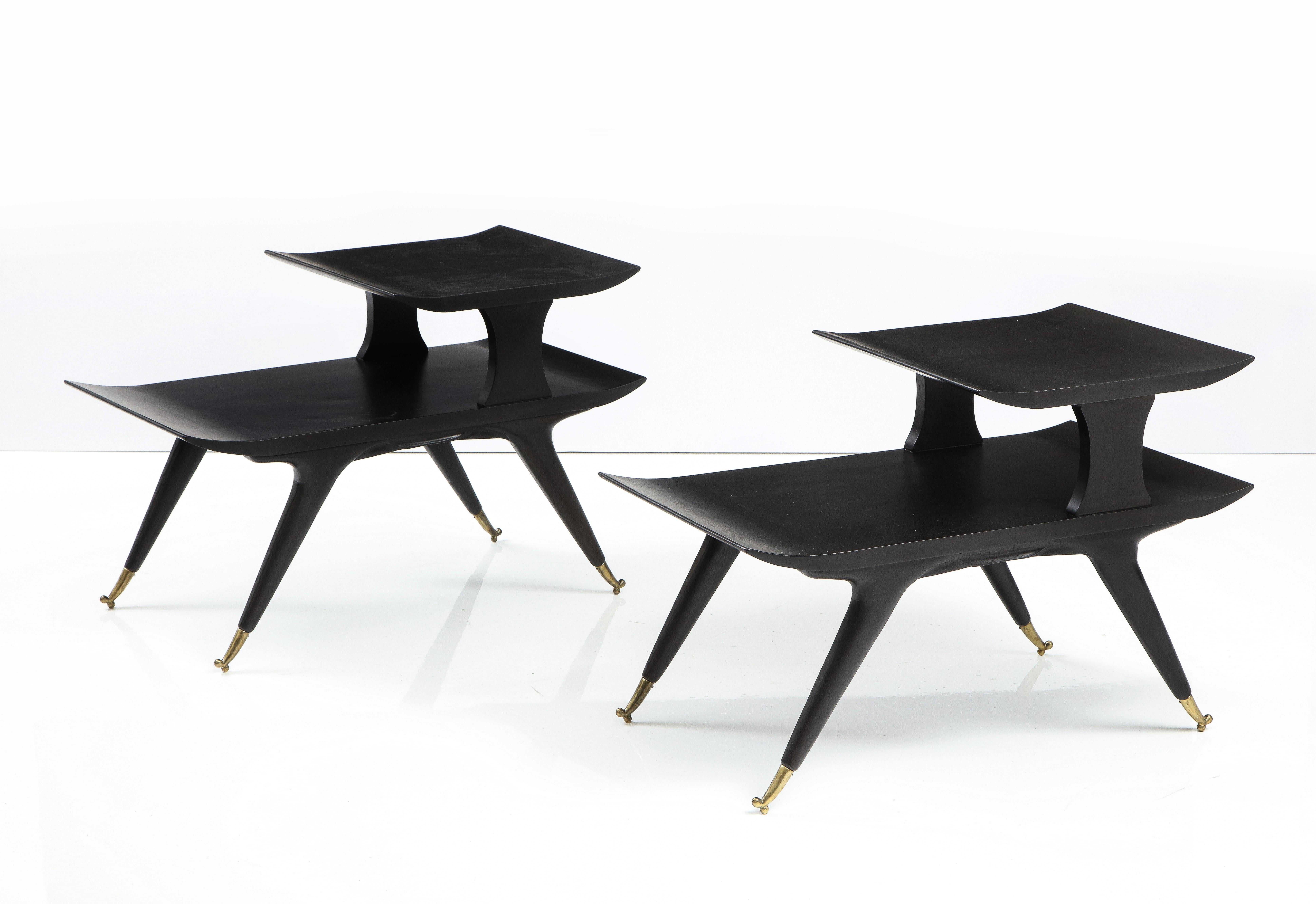 Tables d'extrémité italiennes sculpturales de style Ico & Luisa Parisi en vente