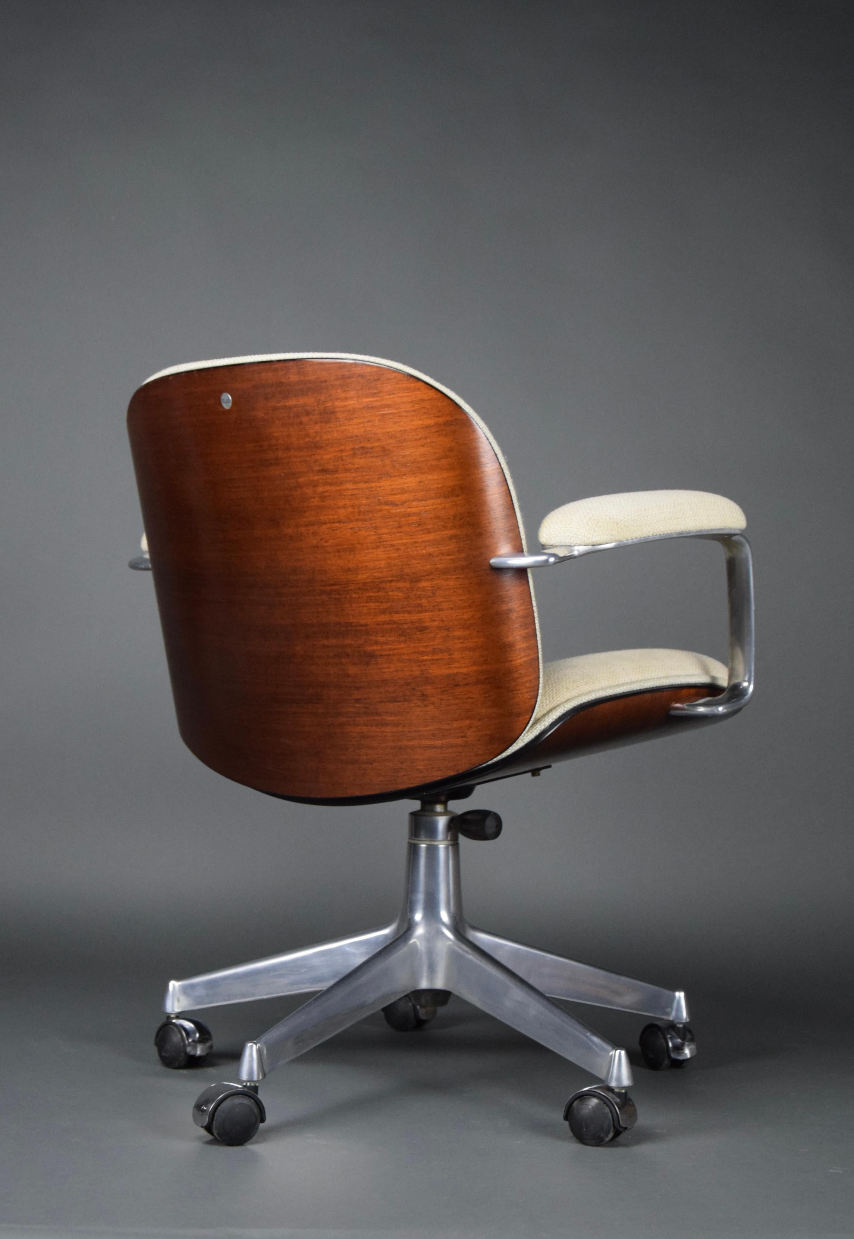 Ico Paris Executive Desk Chair for Mobli Italiani Moderni Rome 2